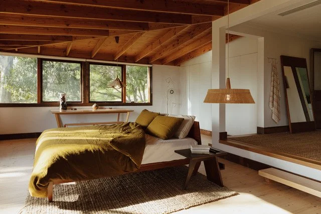Natural Fibre Jute flooring in luxury bedroom