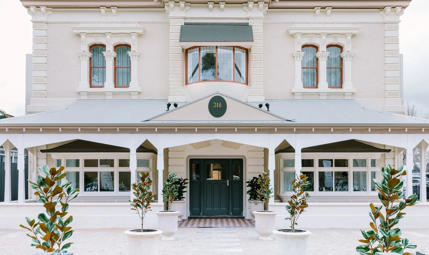 Davaar House Exterior Herringbone Seagrass natural flooring
