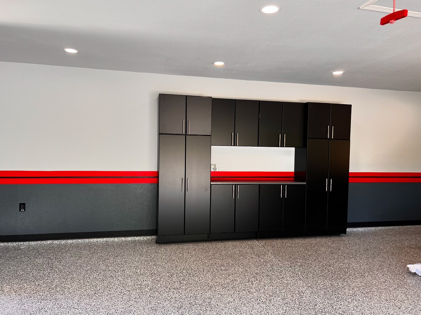 Swipe to see this garage transformation ➡️