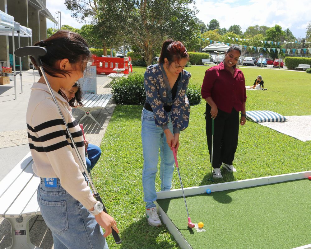 Community &amp; School Event Ideas: Why Mobile Mini Golf is the Ultimate Hassle Free Activation