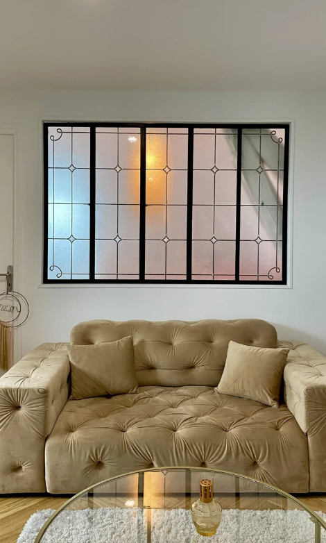Installer un vitrail dans une fenêtre pvc&nbsp;: quand les décors modernes repoussent les limites