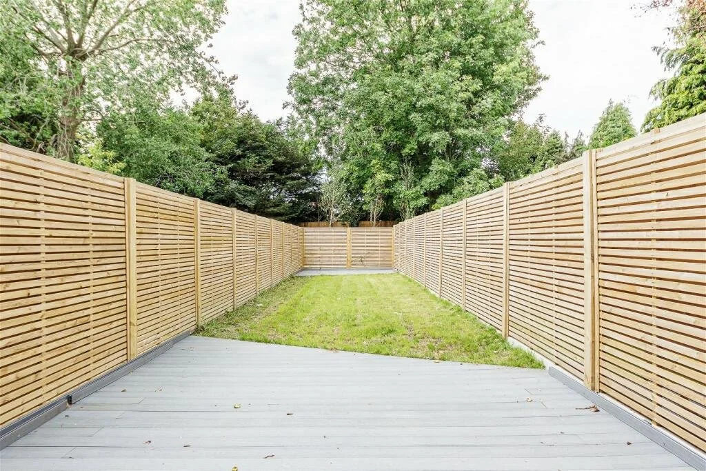 LEAP-Living-Developer-Investment-London-UK-Houses-Grandview-4.jpeg