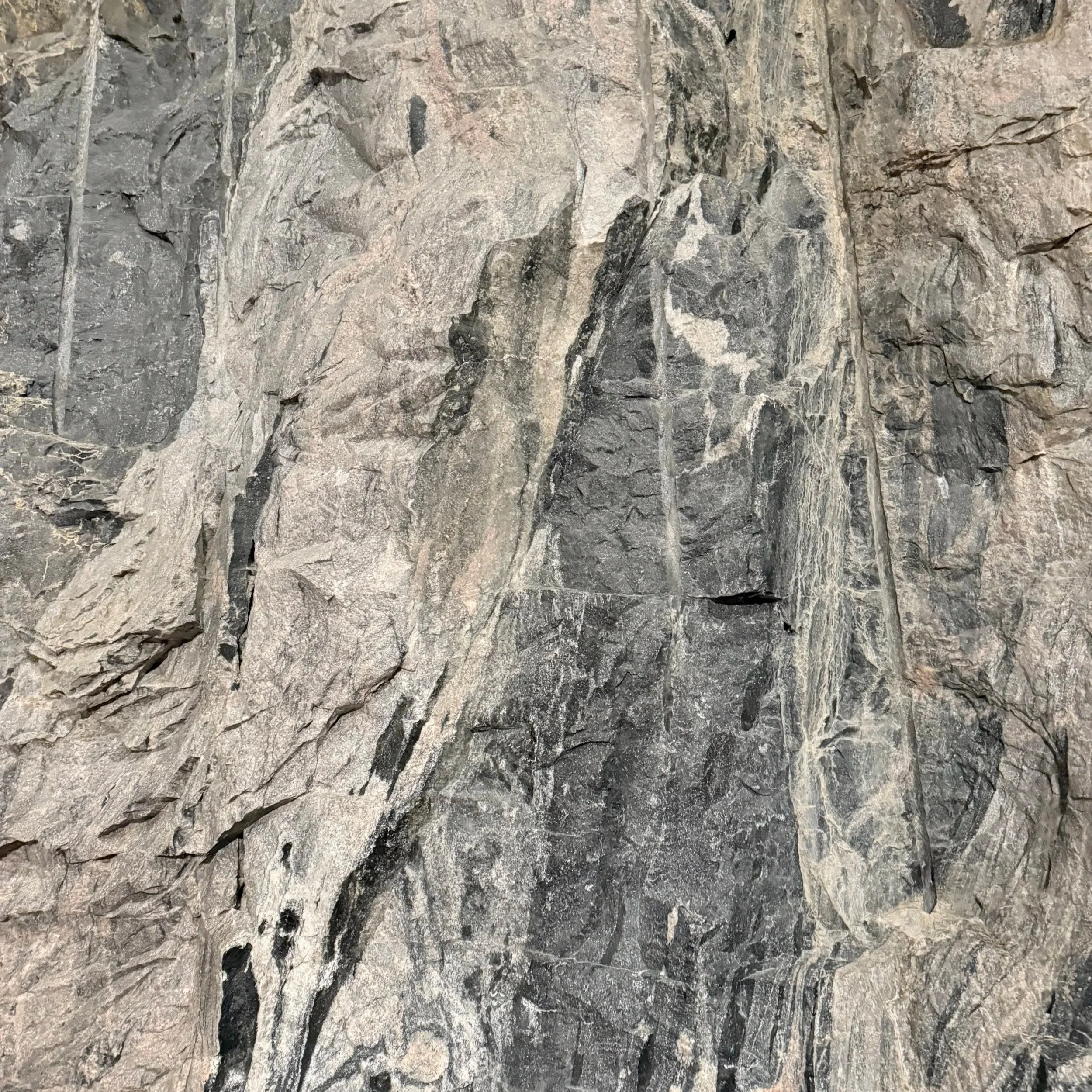 Alkaako johtamispuhe muuttua puoskaroinniksi?