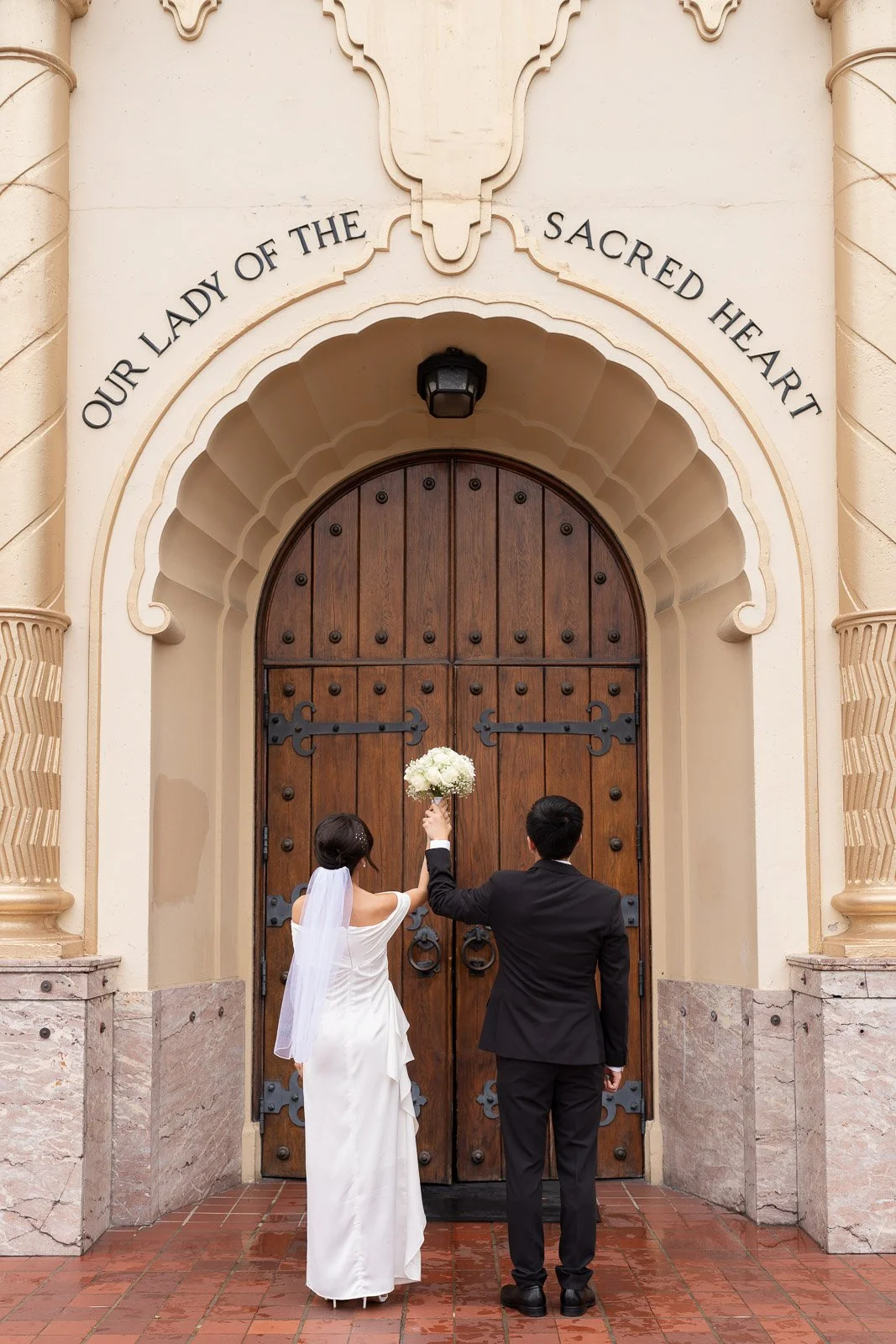 2023_09_02_Thao_Binh_Wedding_Our_Lady_of_the_Sacred_Heart_San_Diego_WEB-13.jpg