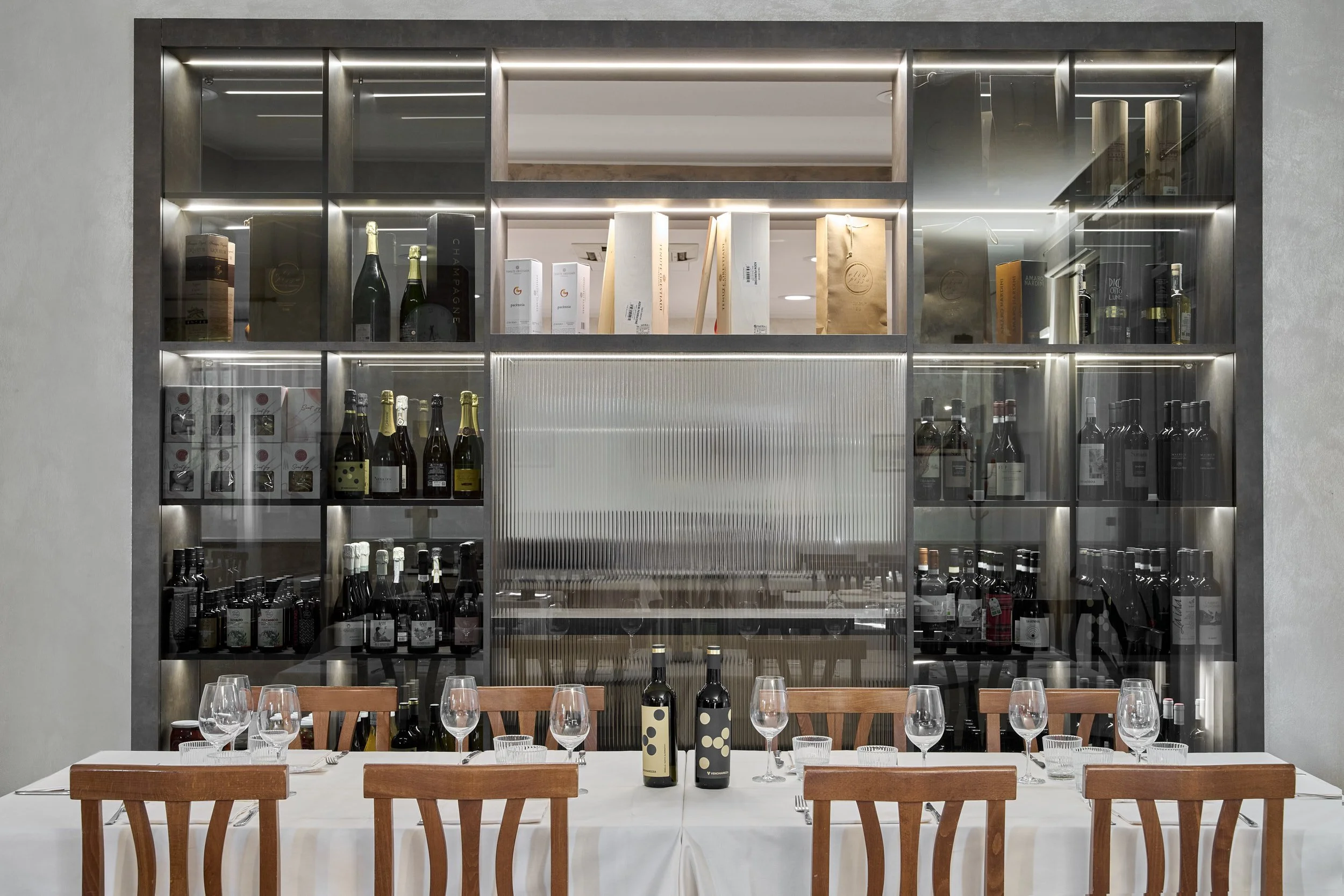 _ALB4135 - Display P3 - Low-Res.jpg