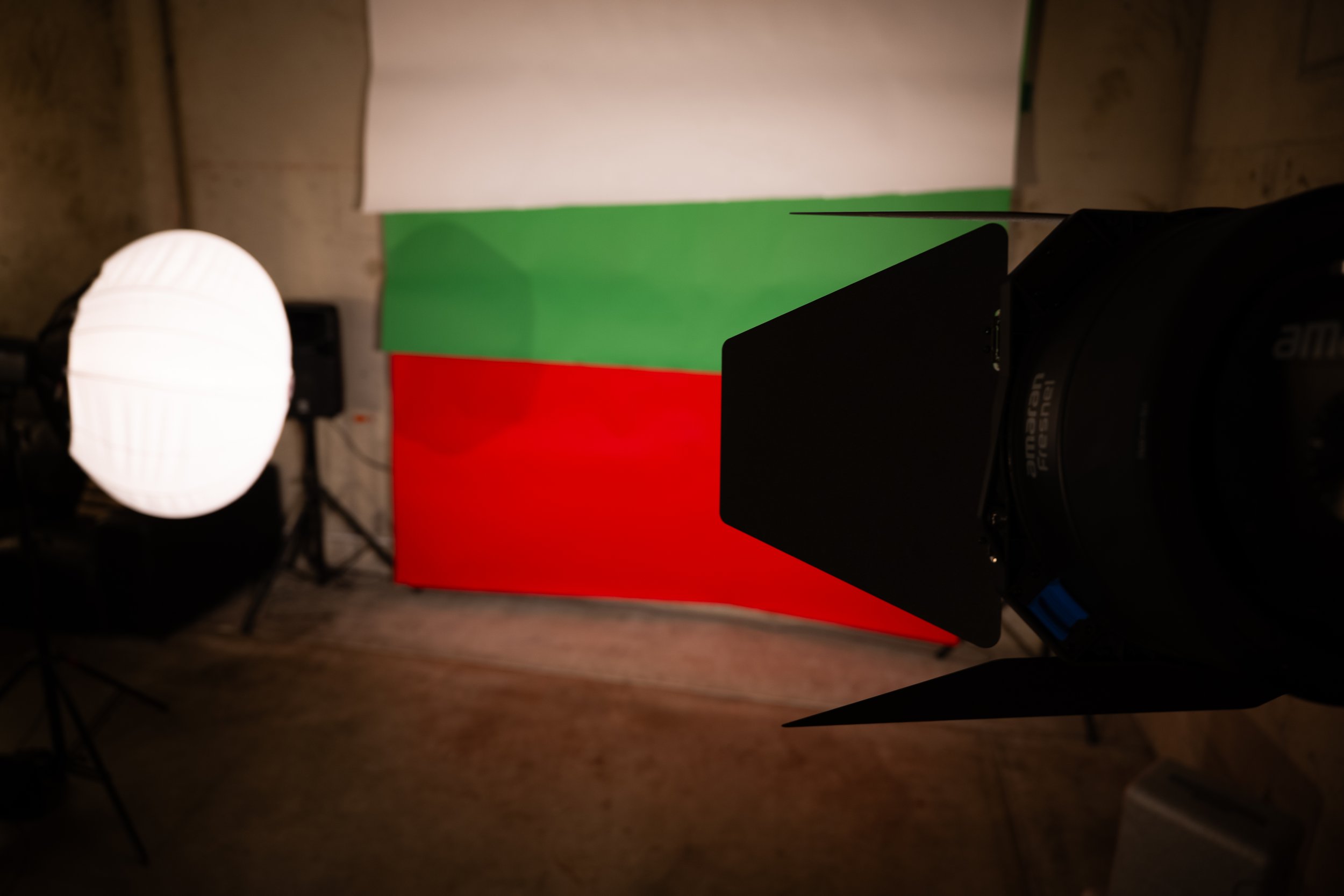 PHOTO STUDIO-7.jpg