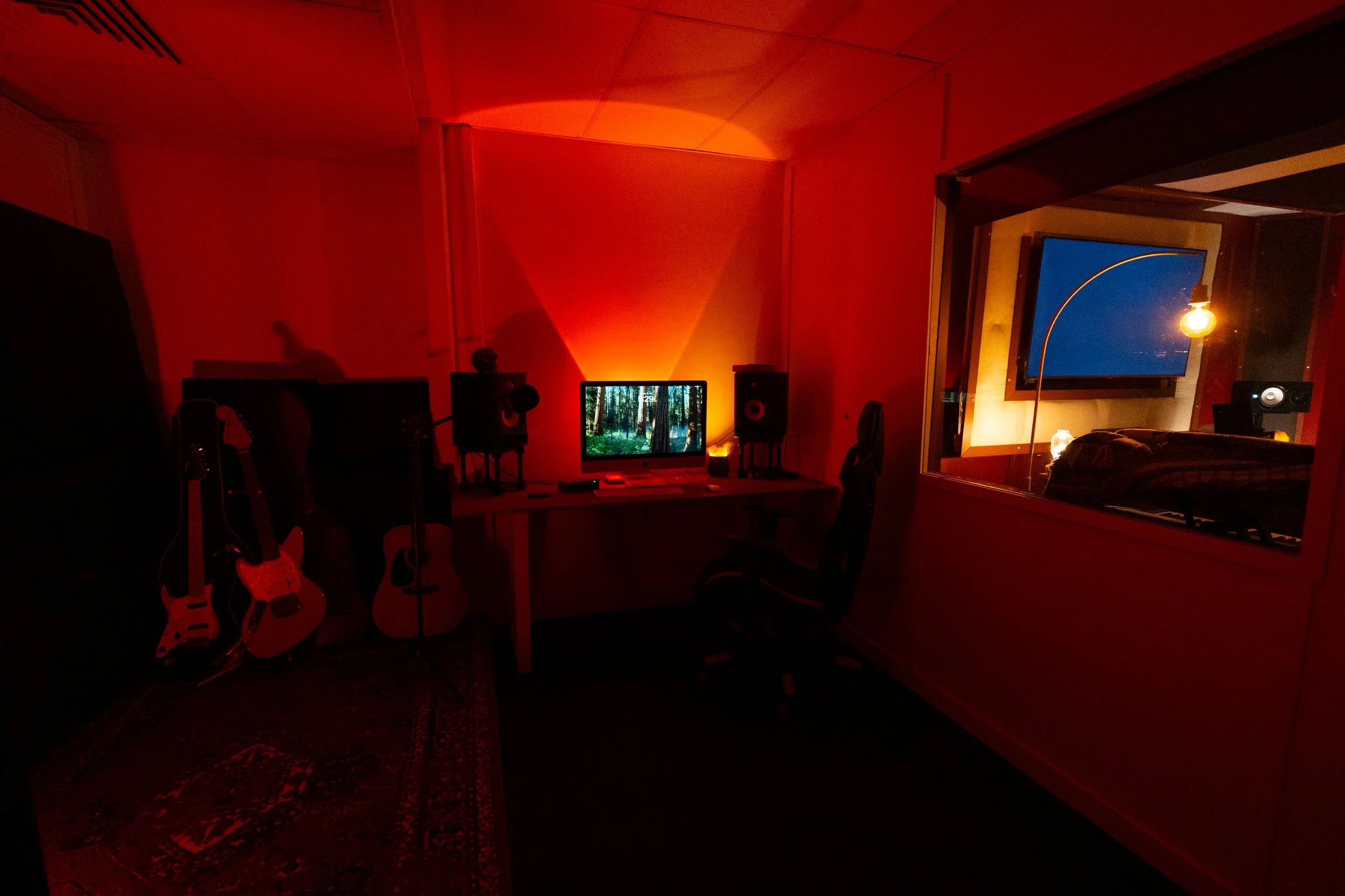 UGLiSpace-11.jpg