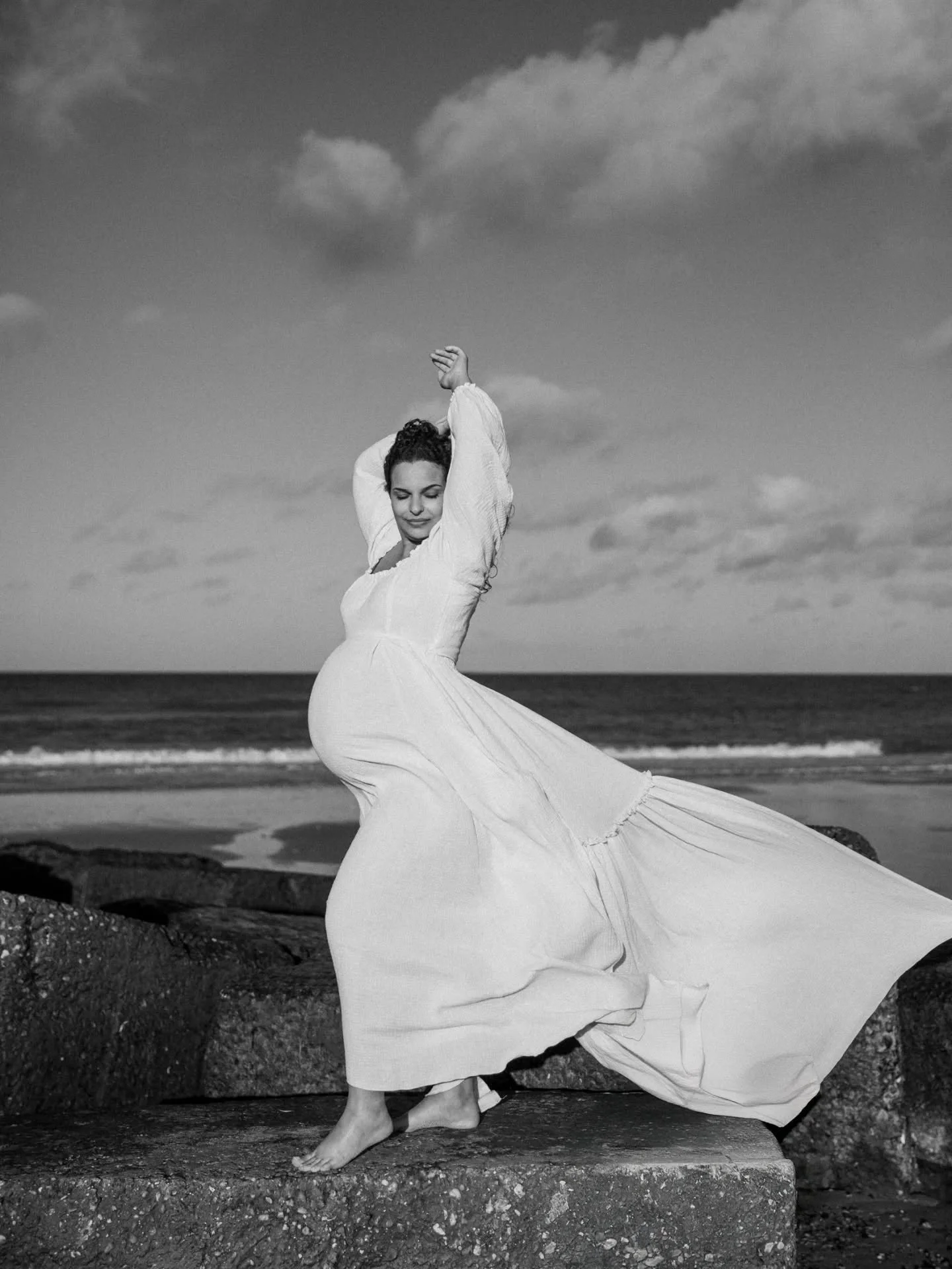 Capturing women at their most beautiful &amp; powerful in nature will forever be my calling ✨️
.
.
Rose Sol Wylder / Family and Maternity Photographer in Norwich and Norfolk UK 
.
.
#maternityphotographernorwich #maternityphotographynorwich #norfolkm