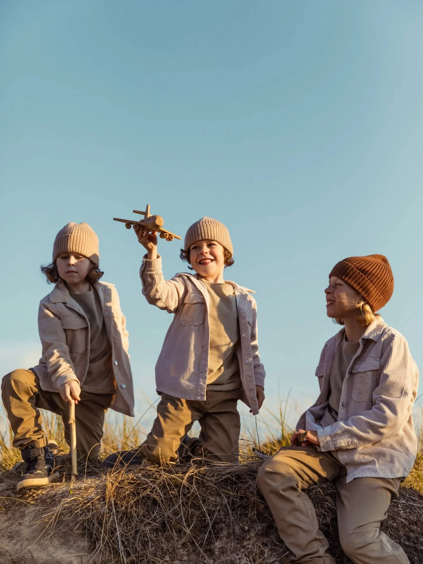 Children by the sea 🌊✨️ In summer, autumn, or winter. Forever a magical combination.
.
.
Rose Sol Wylder / Maternity and Family Photographer in Norwich and Norfolk UK 
.
.
#familyphotography #familyphotographer #norwichfamilyphotography #norwichfami