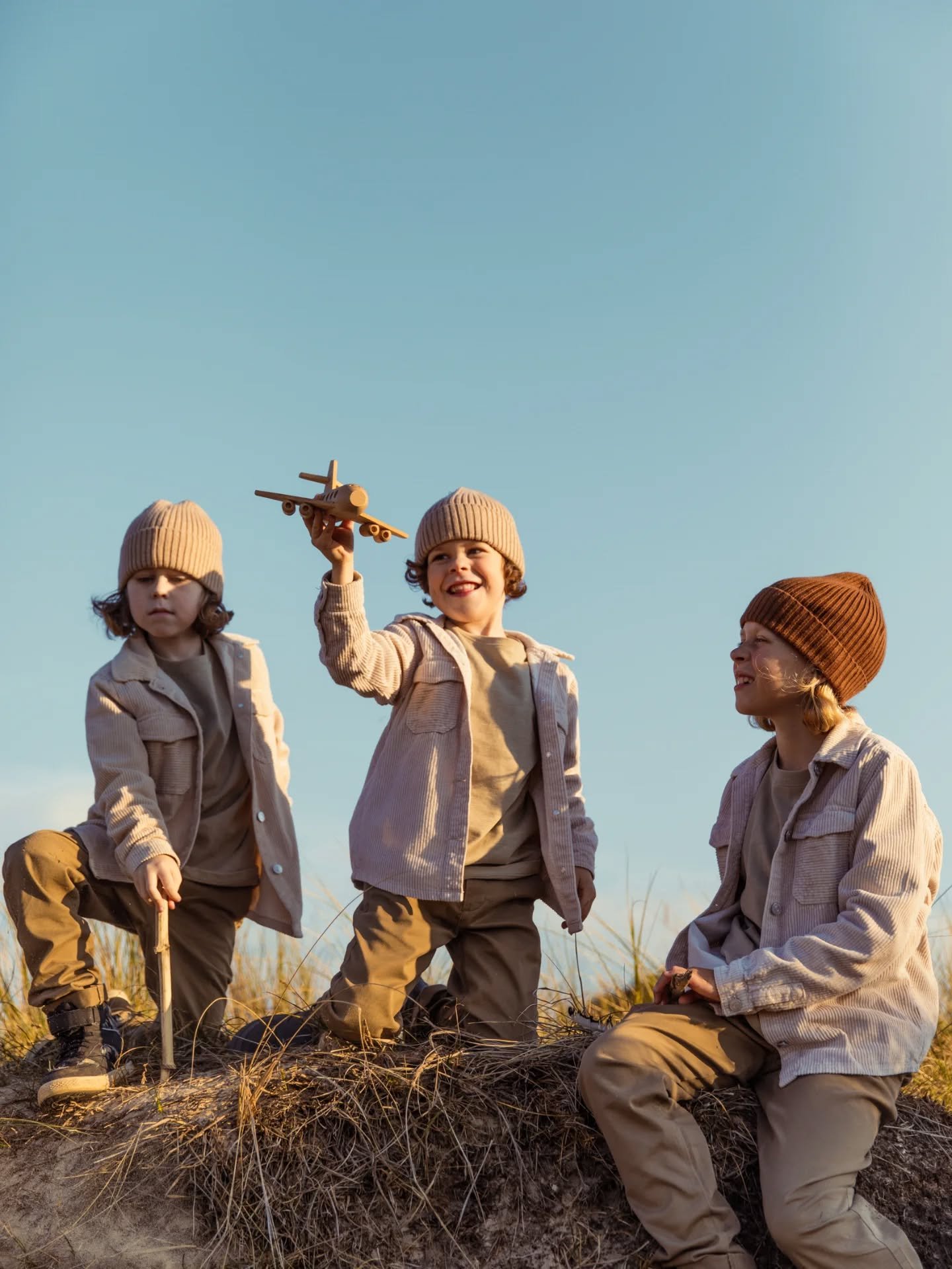 Children by the sea 🌊✨️ In summer, autumn, or winter. Forever a magical combination.
.
.
Rose Sol Wylder / Maternity and Family Photographer in Norwich and Norfolk UK 
.
.
#familyphotography #familyphotographer #norwichfamilyphotography #norwichfami