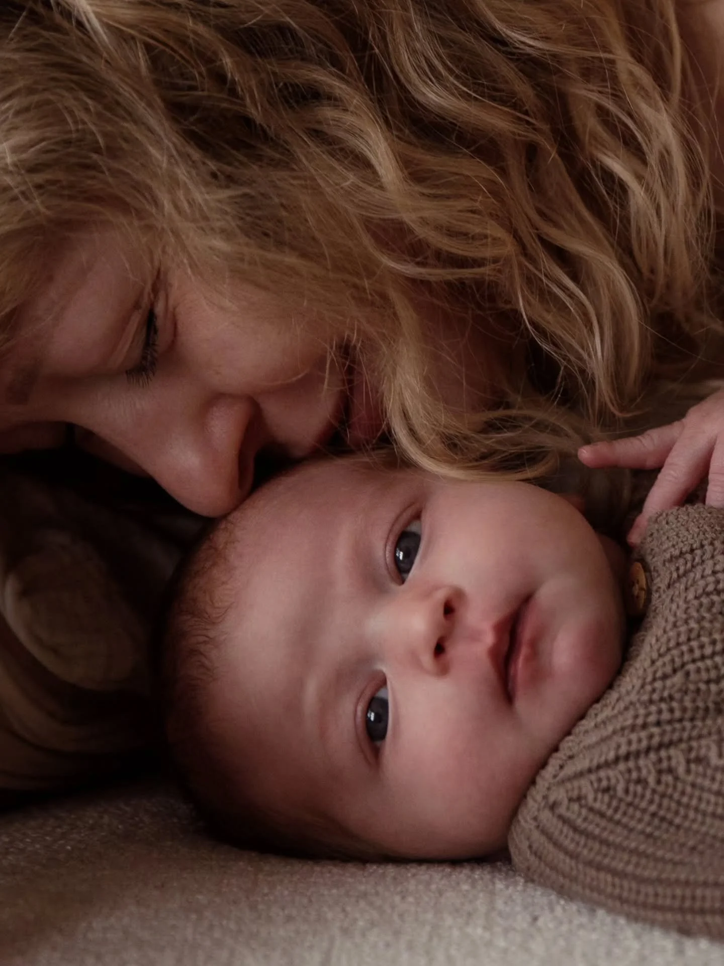 Some beauty recently captured with Carrie, Oliver and sweet baby E at their lovely Norfolk home 🤍

✔️ Staying indoors
✔️ Outfits provided
✔️ Your wardrobe and makeup at your disposal
✔️ Slow pace
✔️ Warmth
✔️ Calm environment

Just a few of the many
