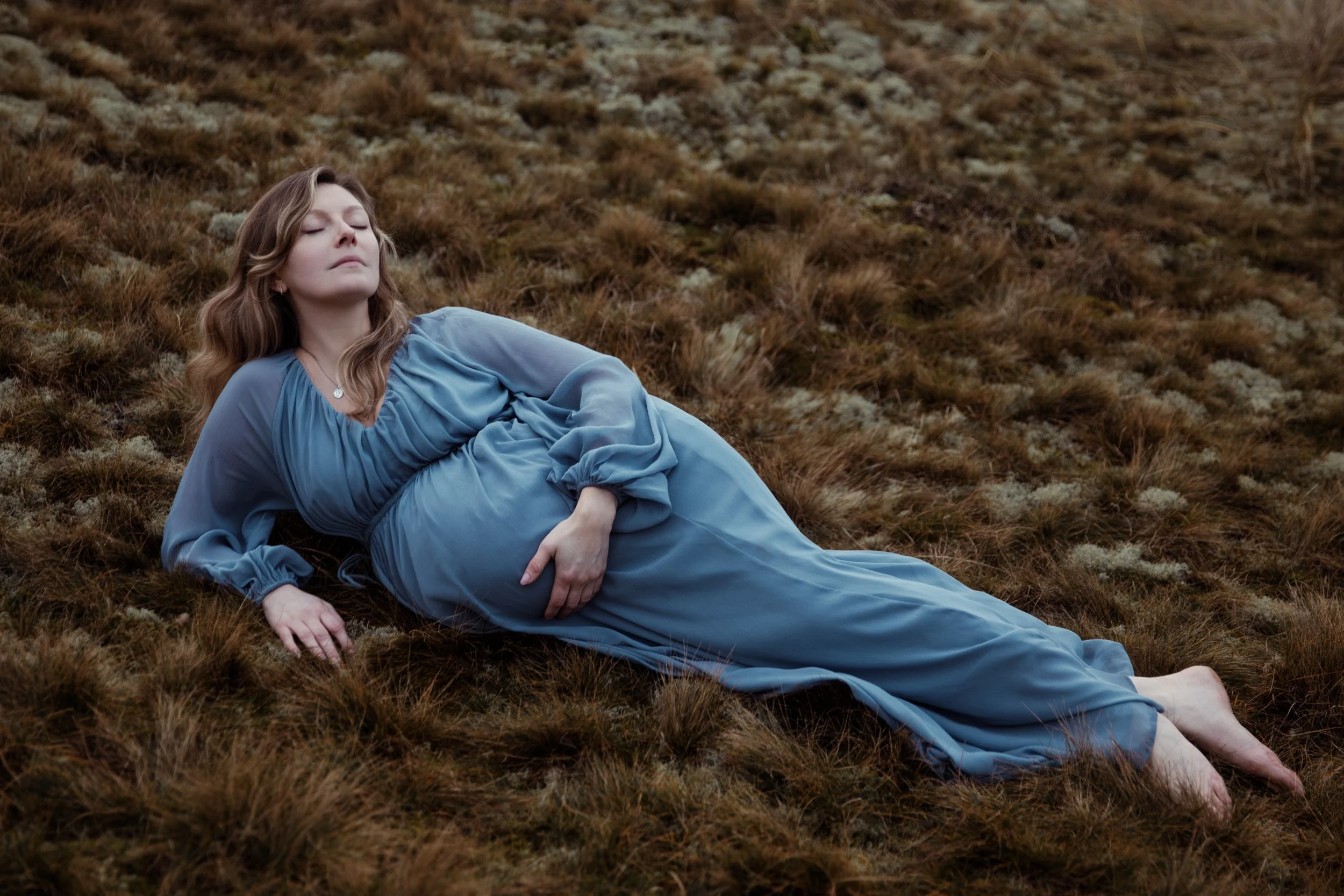 Jennine - Maternity Beach Photoshoot in Norfolk in winter