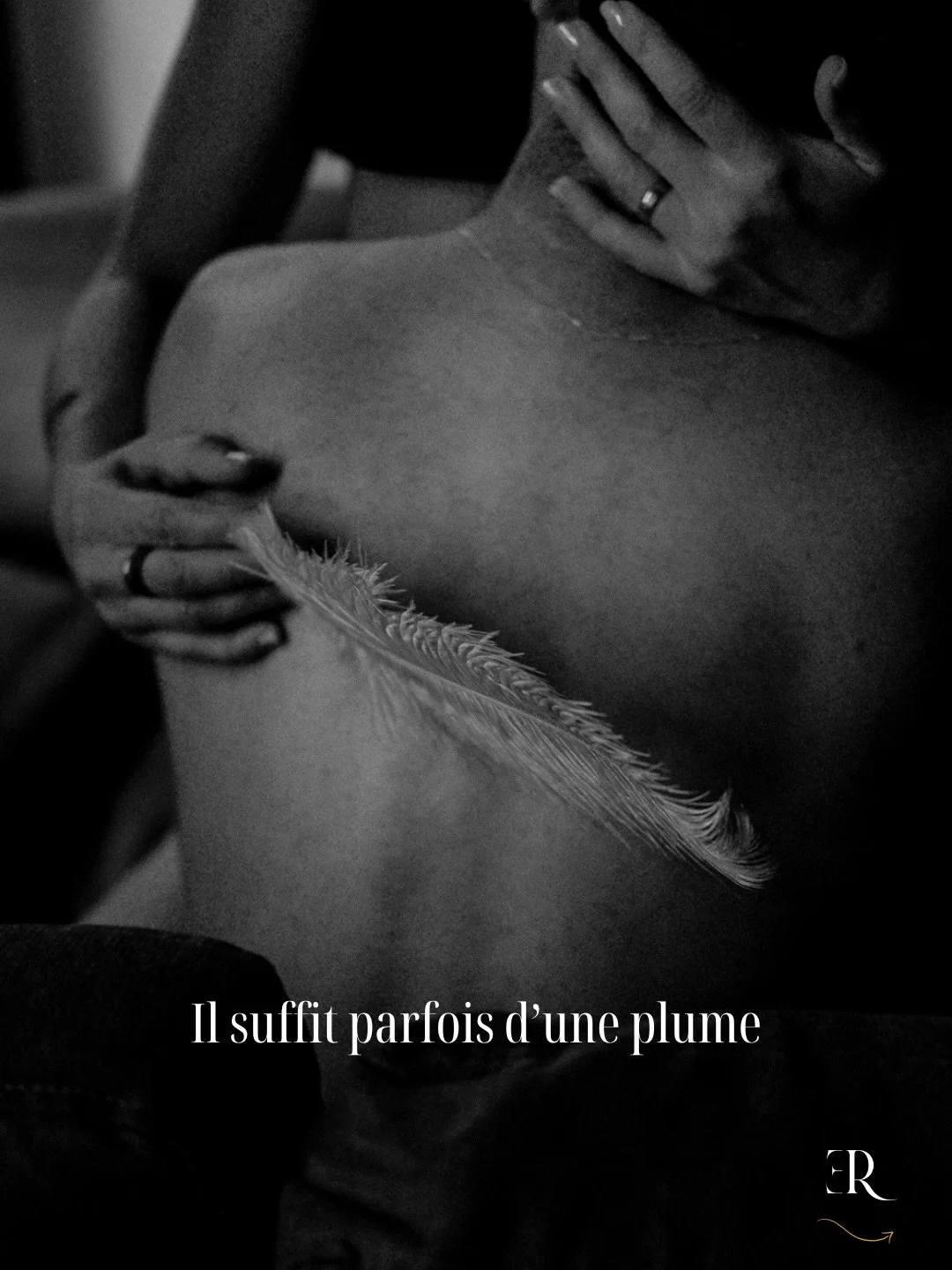 La s&eacute;ance boudoir en duo.
Quelle exp&eacute;rience! 🔥 

Depuis toutes ces ann&eacute;es, j&rsquo;ai amen&eacute; &ccedil;a comme une simple s&eacute;ance photo, comme je me trompais 😆.

Je propose un espace o&ugrave; les corps se red&eacute;