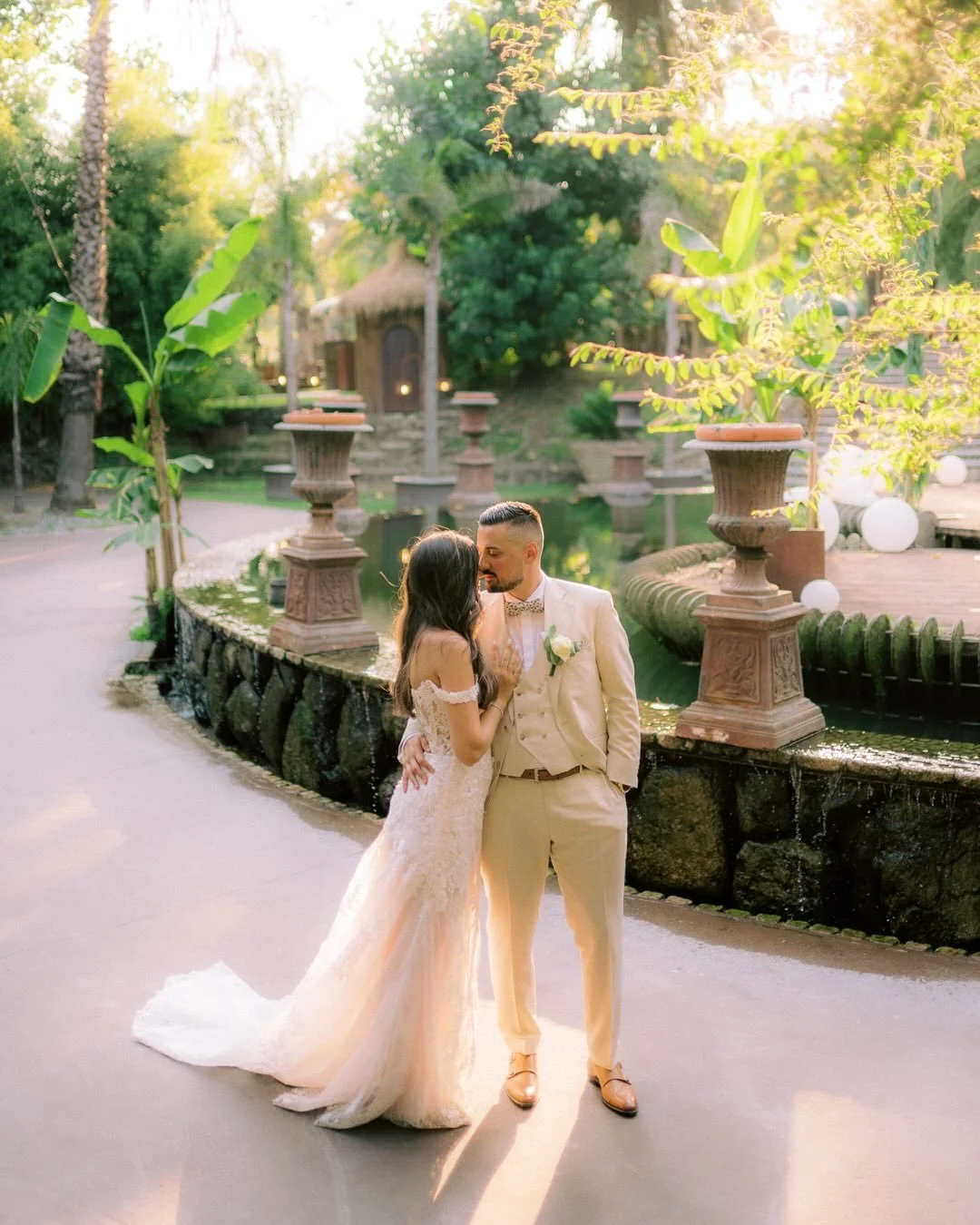 Melanie and Anthony

Celebrating love in one of the most beautiful settings @solardalevada_lagodoscisnes 

#lagodoscisnes #justmarried❤️ #weddinginspiration #weddingphotography #realweddingmoments