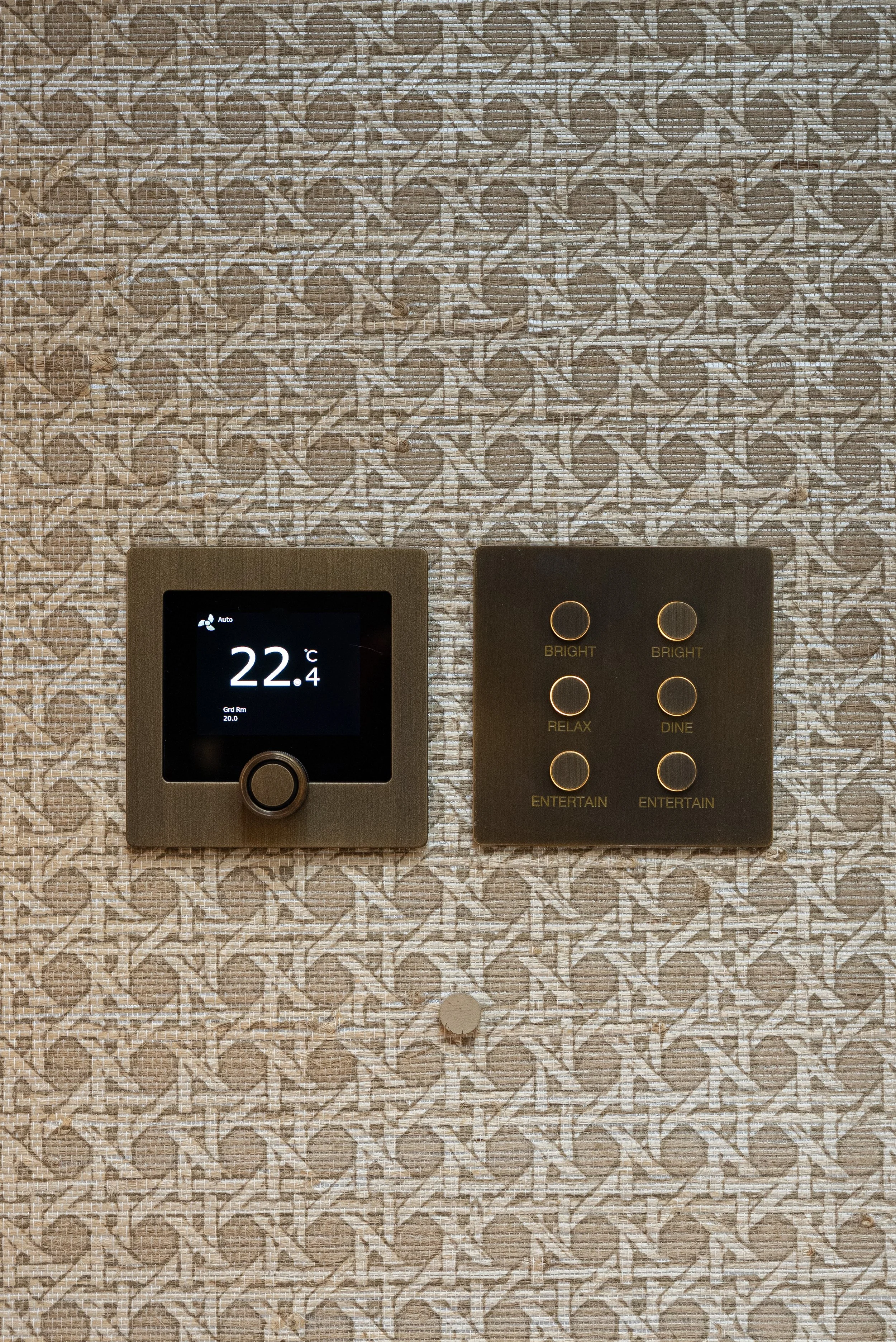 FX503790.jpg