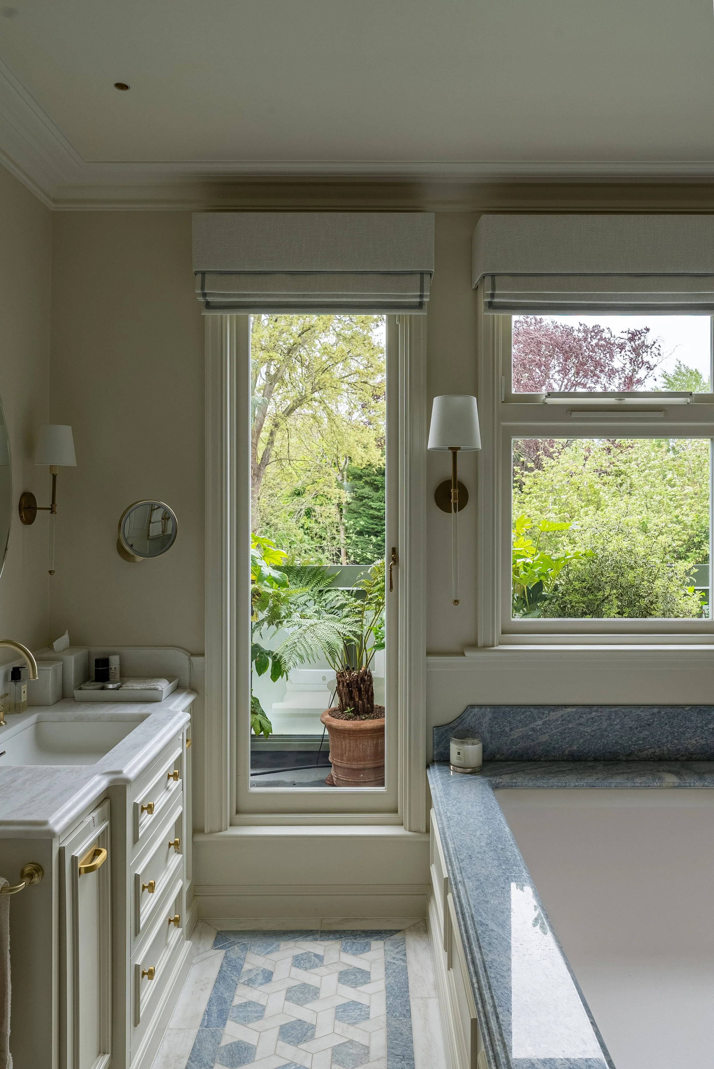 FX503819-HDR.jpg