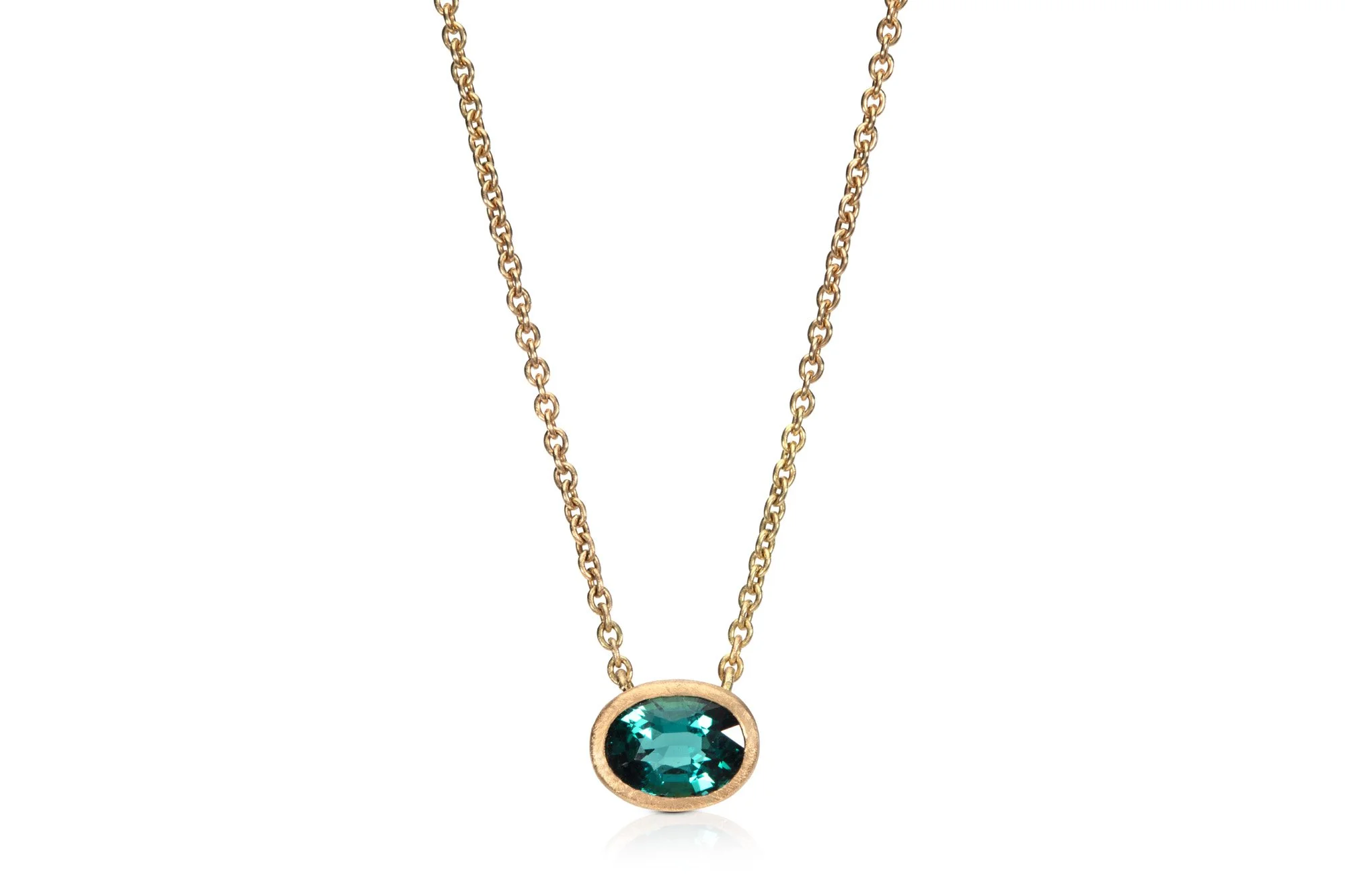 Oval Green Tourmaline pendant set in 18ct yellow gold