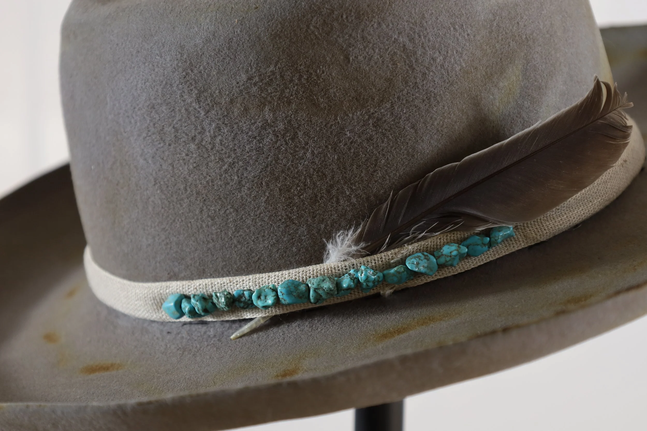 custom-hat-with turquoise