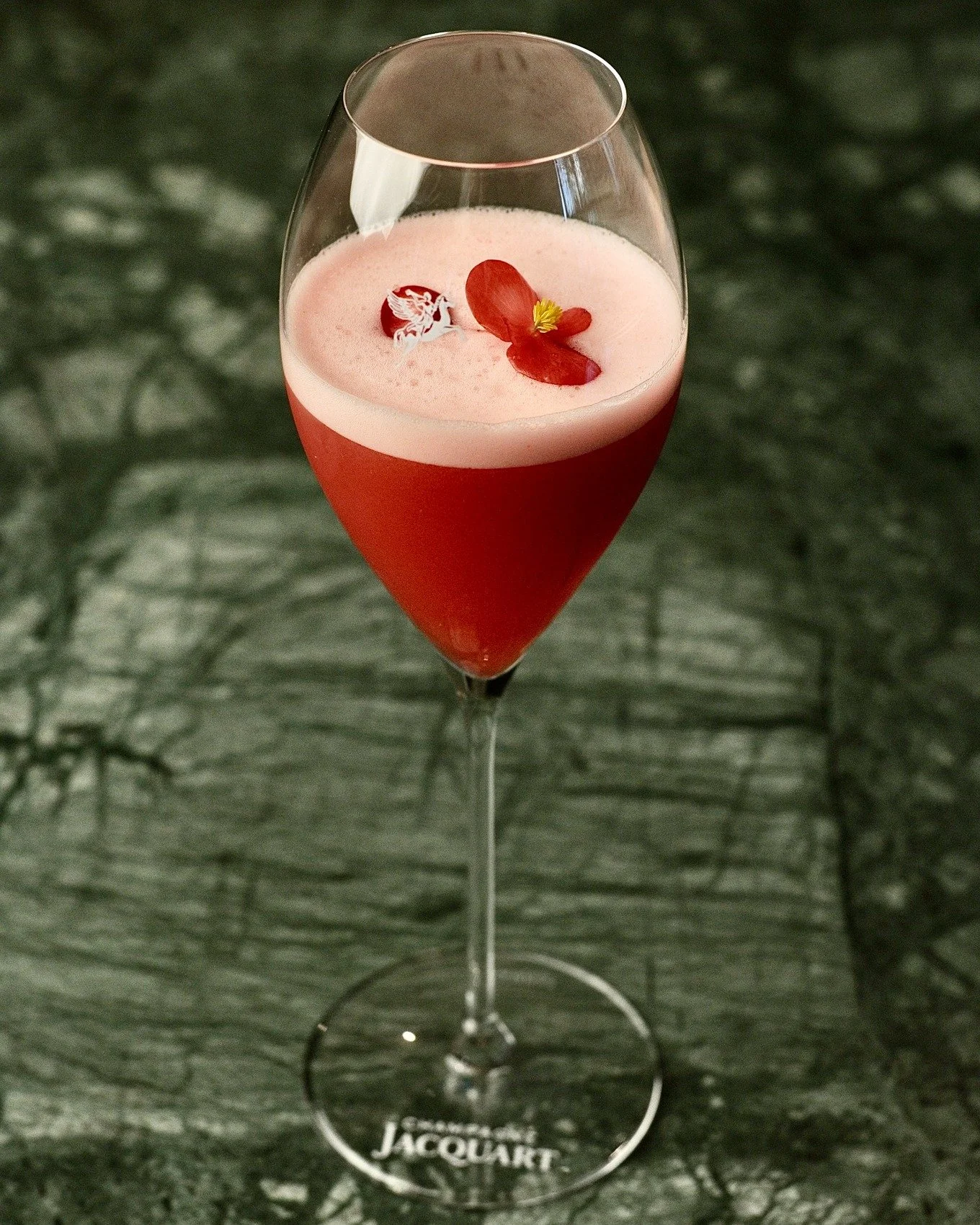 SILK Social Afterwork 💫🍸
Join us every Thursday &amp; Friday from 5.30 to 8 PM at SILK Restaurant &amp; Bar at Ambassador Hotel. 
Unwind with signature cocktails, great beats, and delicious snacks &mdash; with live DJ sounds every last Thursday of 