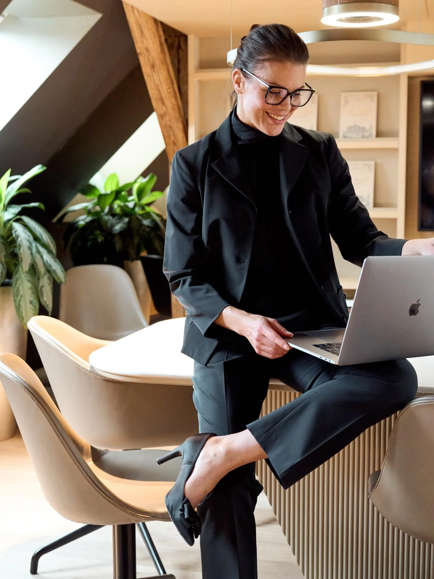 Meetings, ideas and everything in between &ndash; our COCOON is made for getting together.
 
#HotelAmbassador #MeetingsZurich #EventsZurich #Zurich #SmallLuxuryHotels