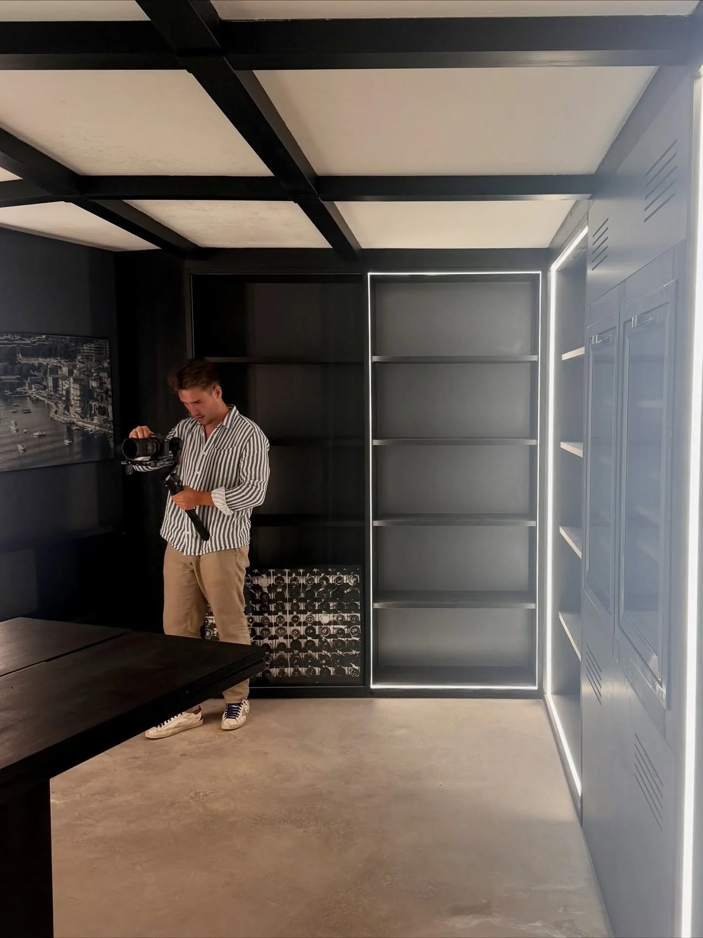 &bull; Retour sur un &eacute;t&eacute; riche en cr&eacute;ations, de la mise en valeur de biens immobiliers au sport automobile, en passant par un magnifique mariage 📽️

Un grand merci &agrave; mes clients pour leur confiance 🤝 Ensemble, donnons vi
