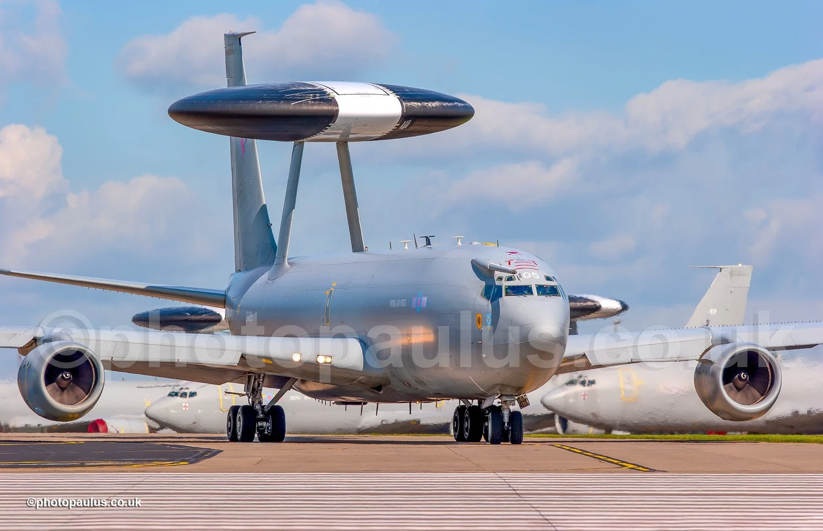 ©Paul Morris E3 4437.jpg