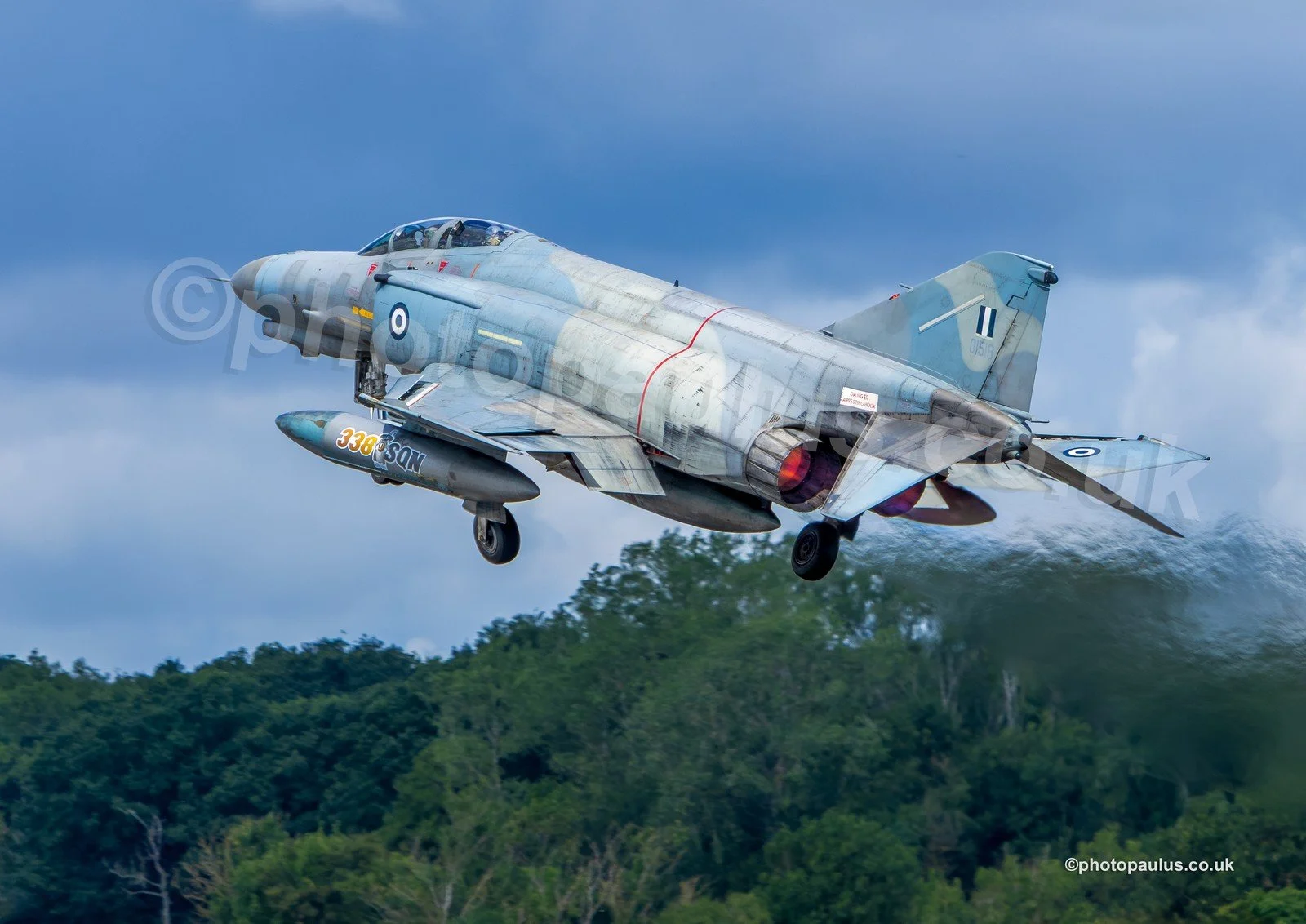 ©Paul Morris  F4 8139.jpg