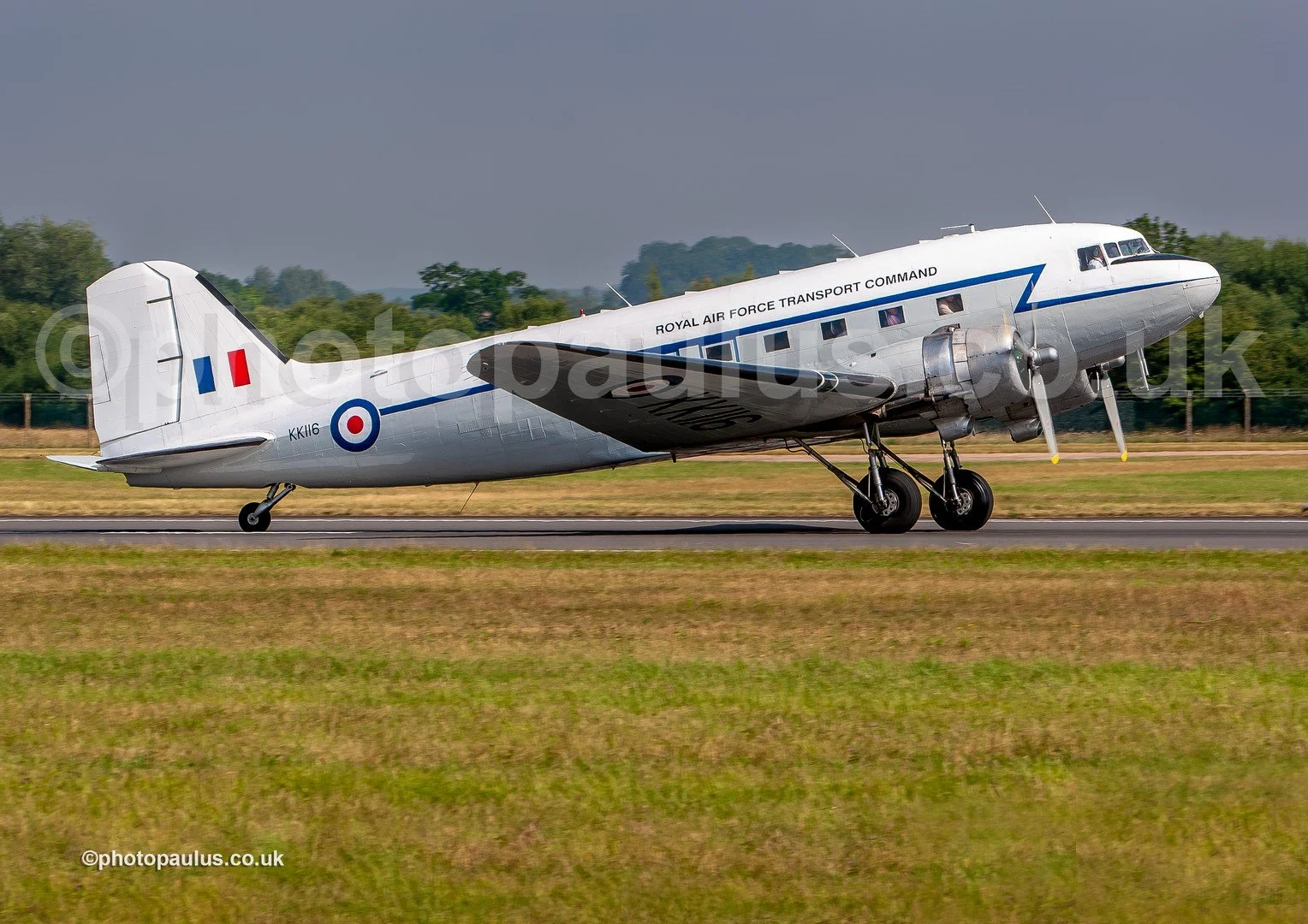 ©Paul Morris DAKOTA 8872.jpg