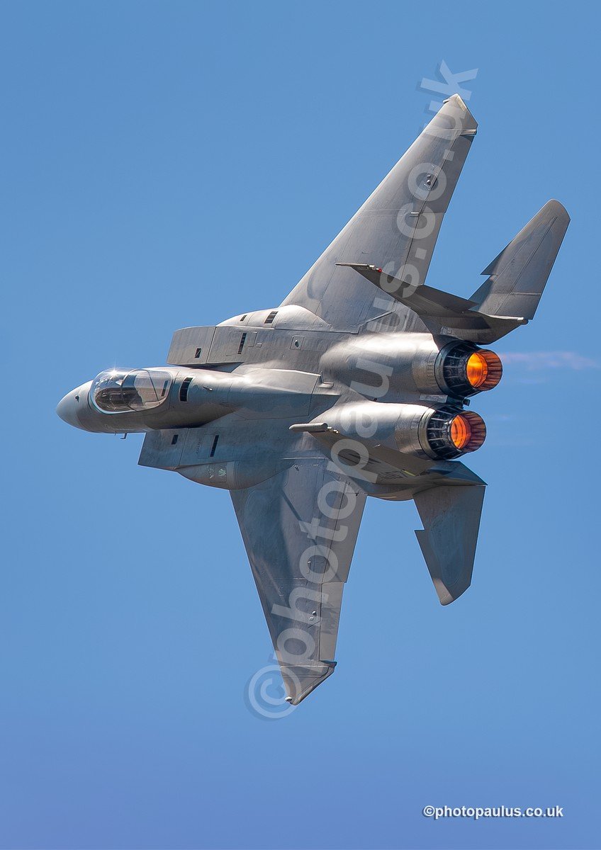 ©Paul Morris F15 8389.jpg