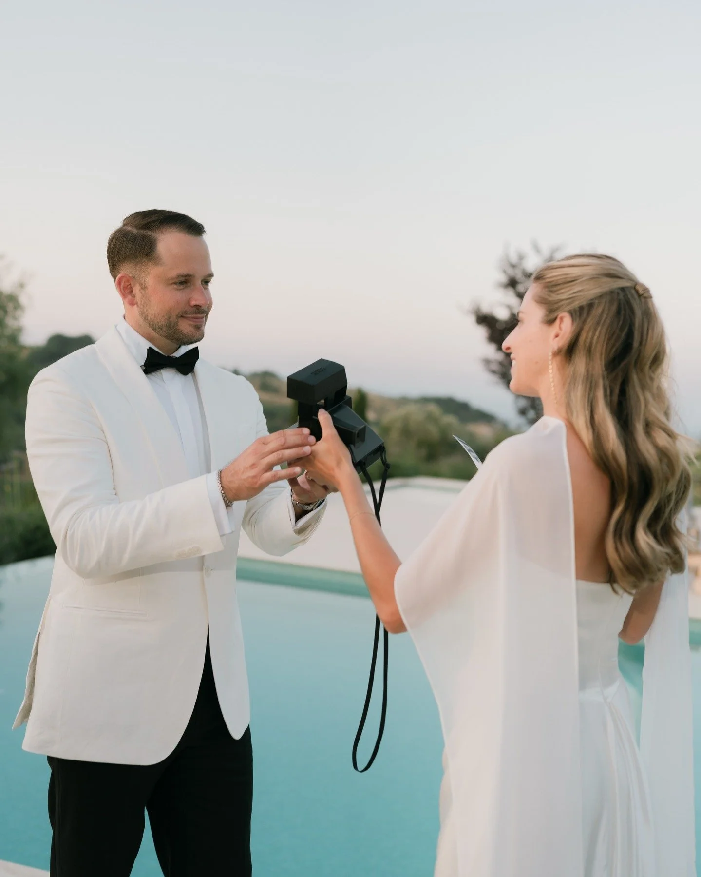 Polaroids for M&amp;S 

Venue @lupaia 
Dress @viviennewestwood 
Suit @suitsupply 
Officiant @colombo_andy 
HMUA @daria_wedding_stylist

#audreynaessens #audreynaessensfotografie 

#tuscanywedding #tuscanyelopement #tuscanyphotographer #verloofd #trou