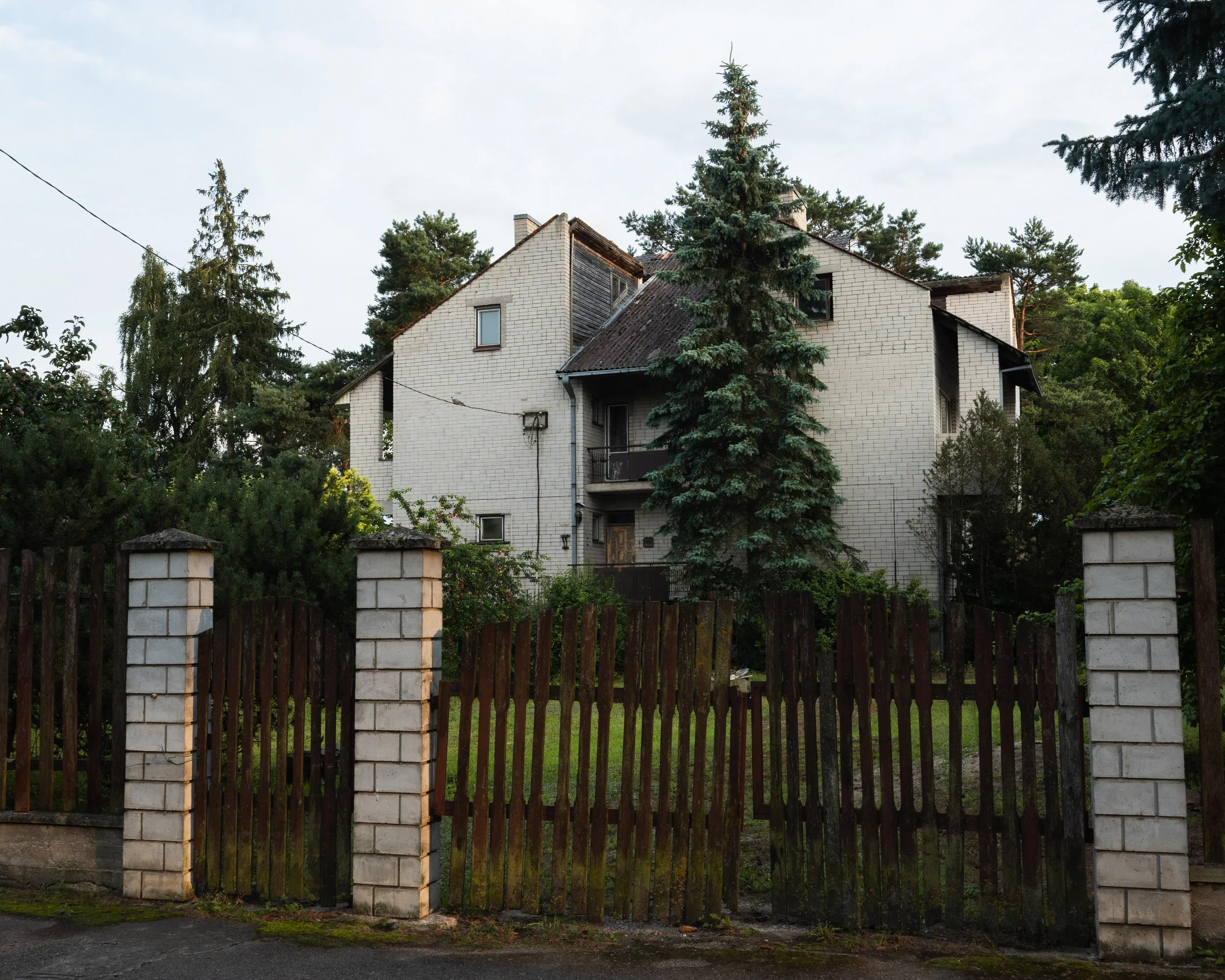 I was super happy when I found this one - it's a great contender. Unfortunately - it's abandoned.