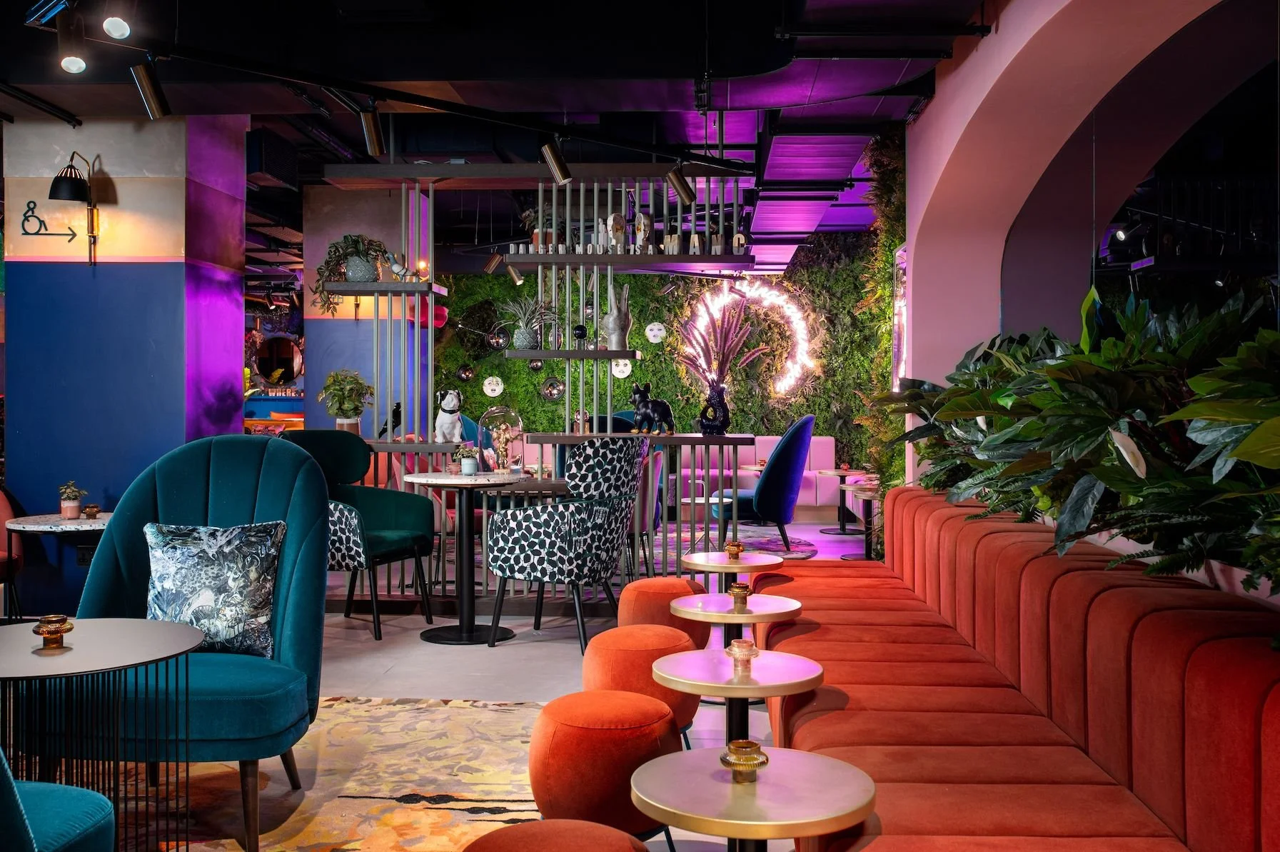 YOTEL: MOTLEY MANCHESTER