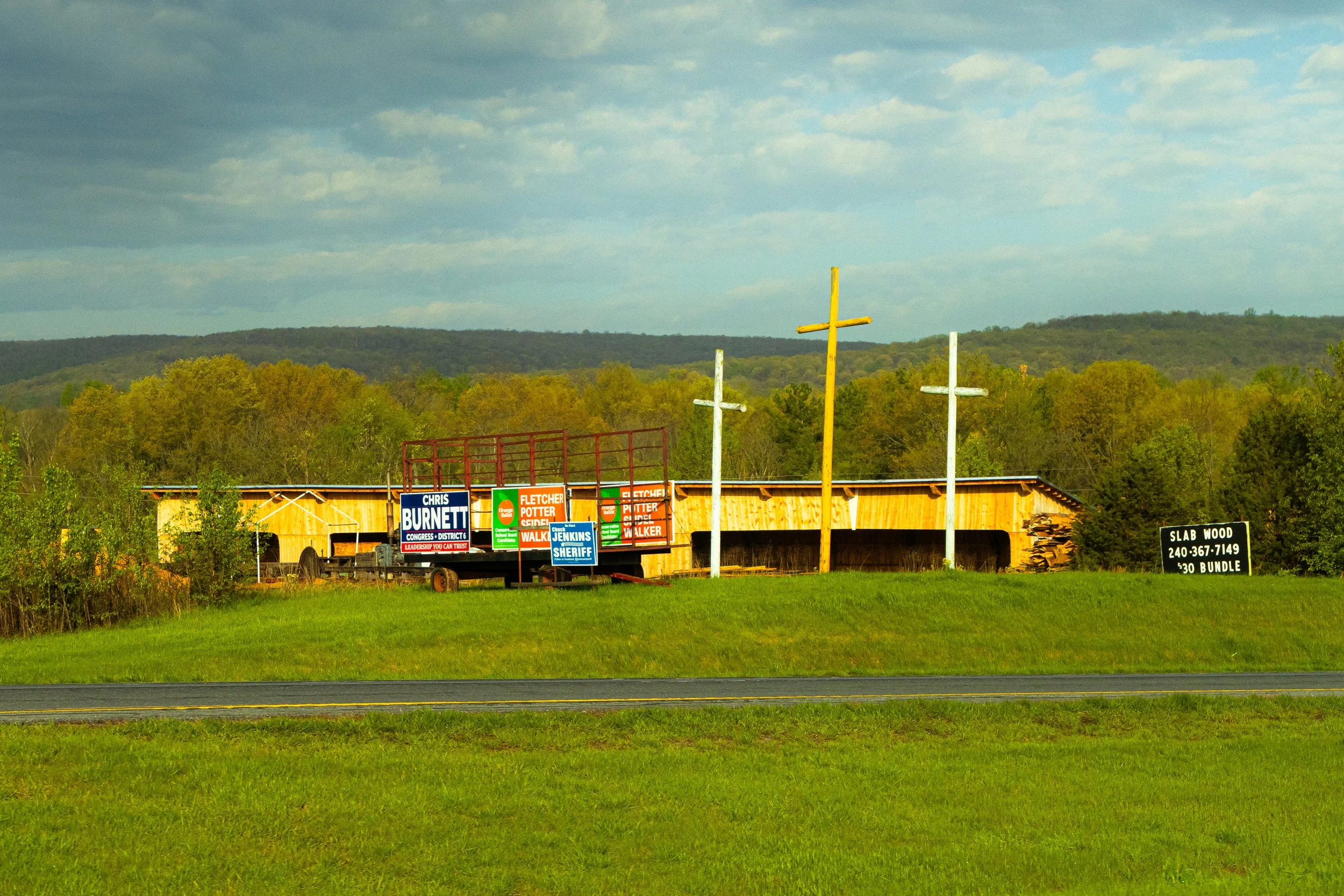 Along US-15, Central Maryland, April 2026.jpg