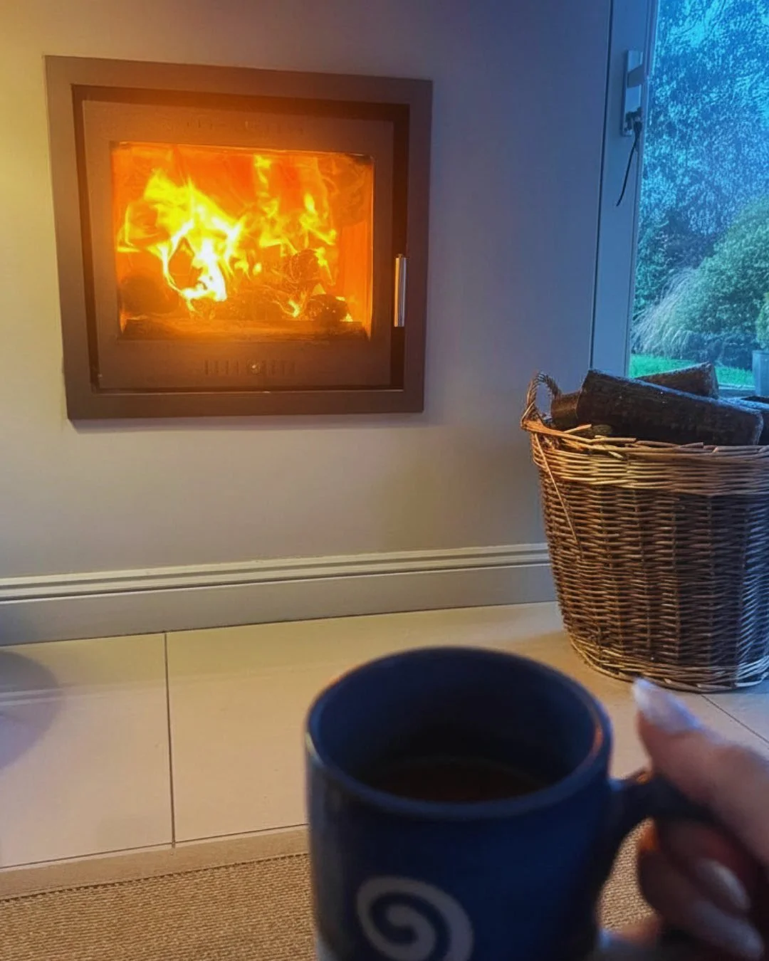 fireplace-mug-basket.jpg