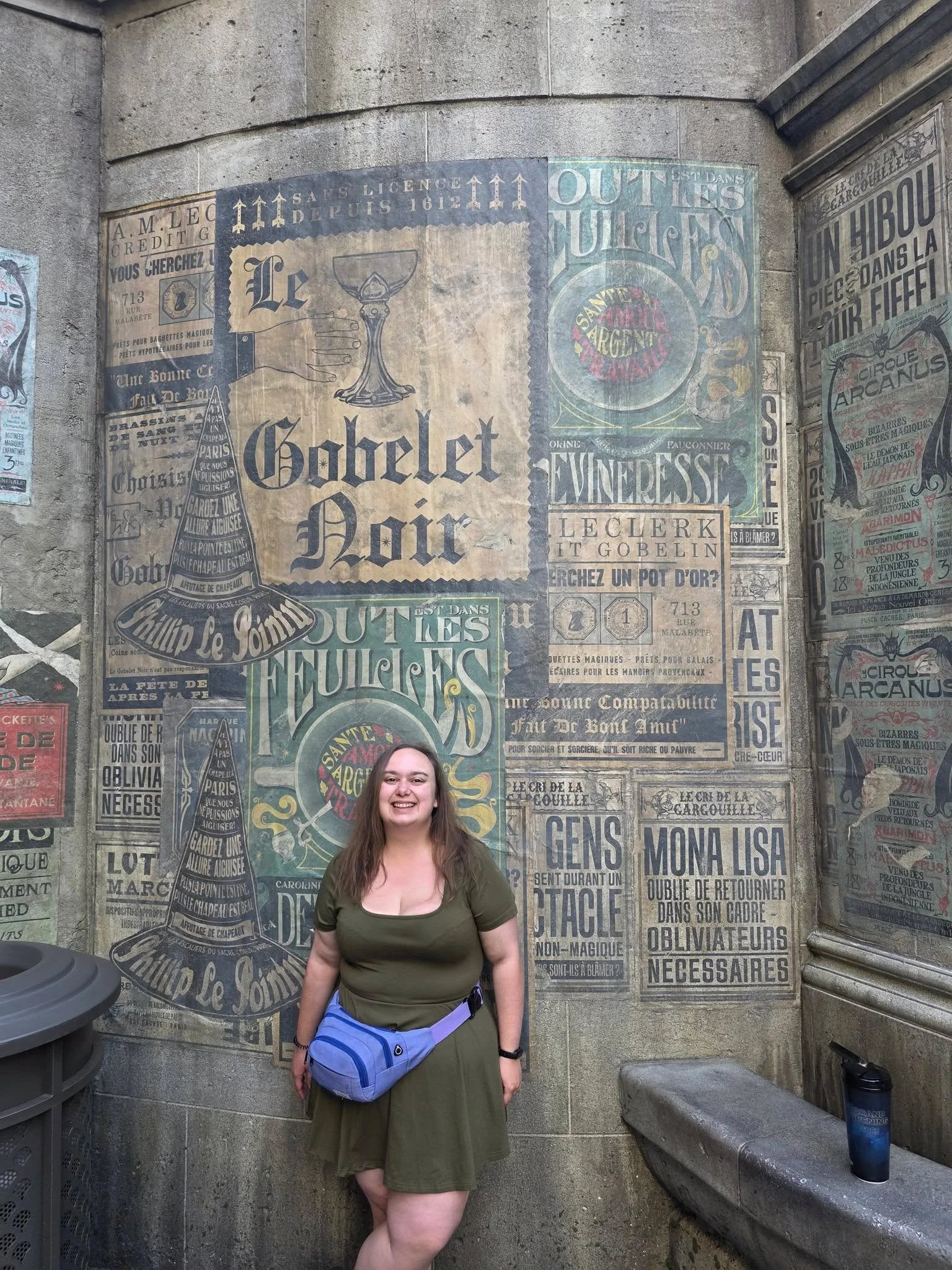 Stepping into the Wizarding World at Universal Epic Universe genuinely felt like walking straight into a film ⚡

Now I&rsquo;ll be honest, the queues were LONG, and some of the coasters definitely weren&rsquo;t the most accommodating experience for e