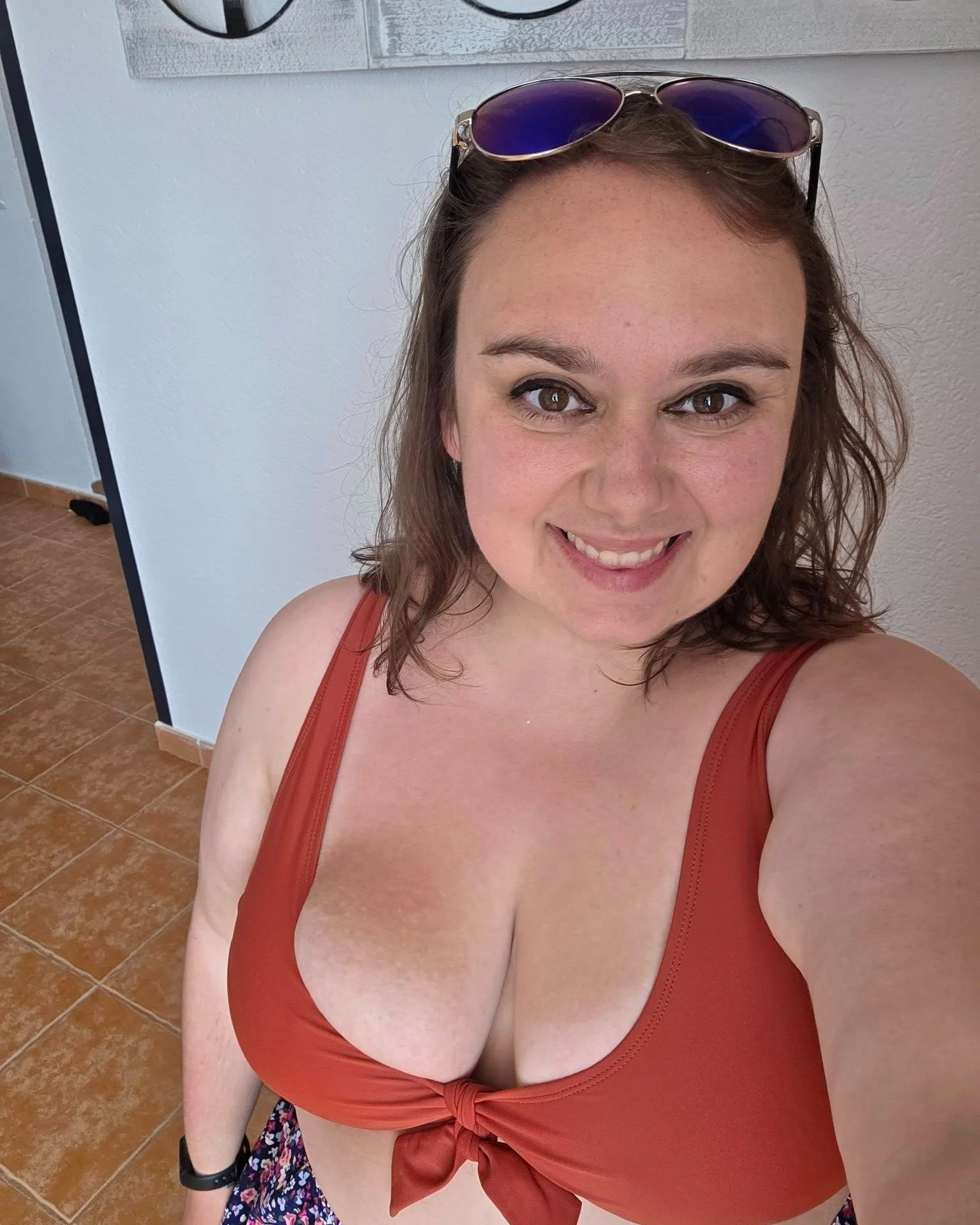 There&rsquo;s just something about a villa holiday that feels different ✨

A few years ago, I probably would&rsquo;ve covered up straight away or worried too much about how I looked, but now I&rsquo;m learning that confidence really does come from en