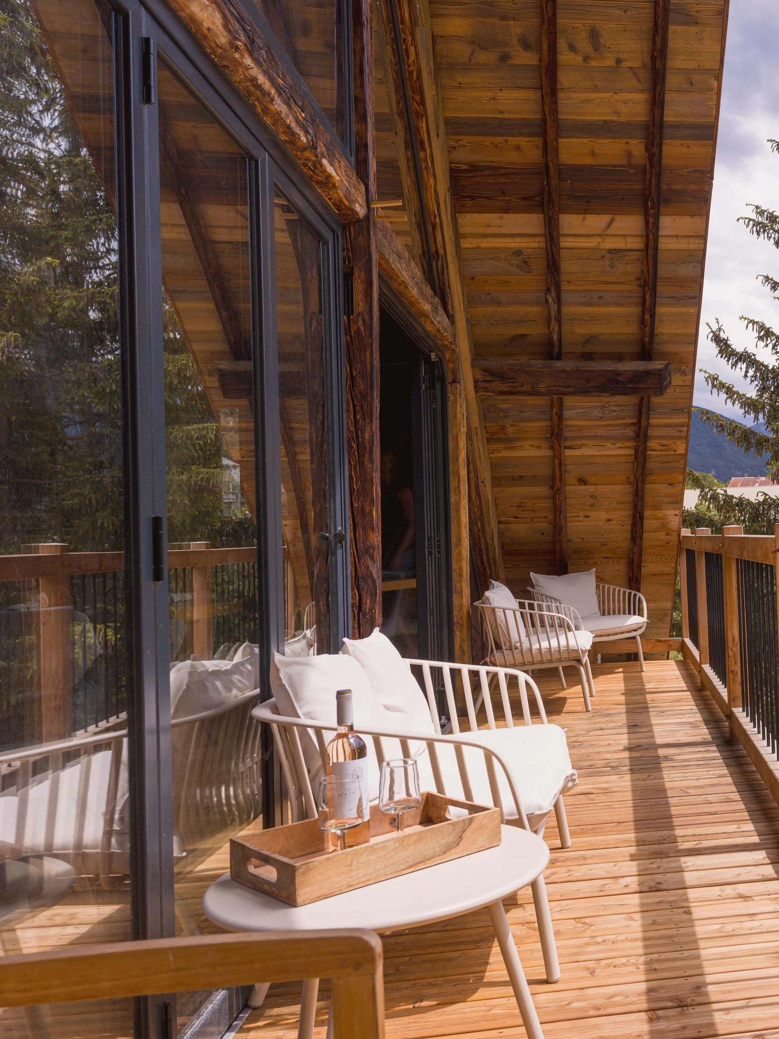 PROPERTY OF THE WEEK: The Haybarn, Serre Chevalier
Freshly renovated and ready for winter. A forgotten alpine hayloft, lovingly restored into one of Serre Chevalier&rsquo;s most special chalets.
Rustic charm meets modern comfort: wood-burning fire, v