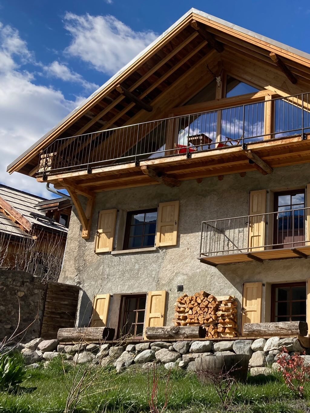 Property of the Week: La Ferme du Voyageur

A character-filled alpine farmhouse for proper time together in Serre Chevalier.
Sleeping up to 14 guests across 7 bedrooms, each styled around a different part of the world, this beautifully restored home 