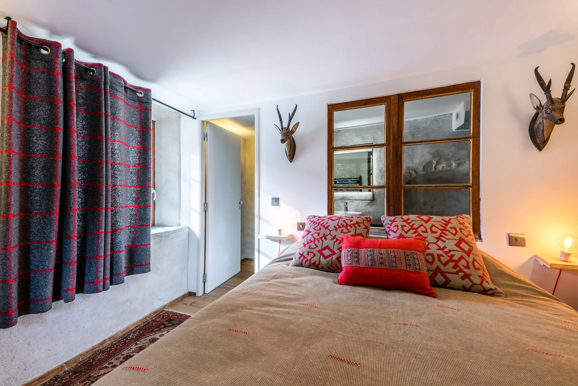 GoSerreChevalier_La Ferme du Voyageur_Rooms_9.jpg
