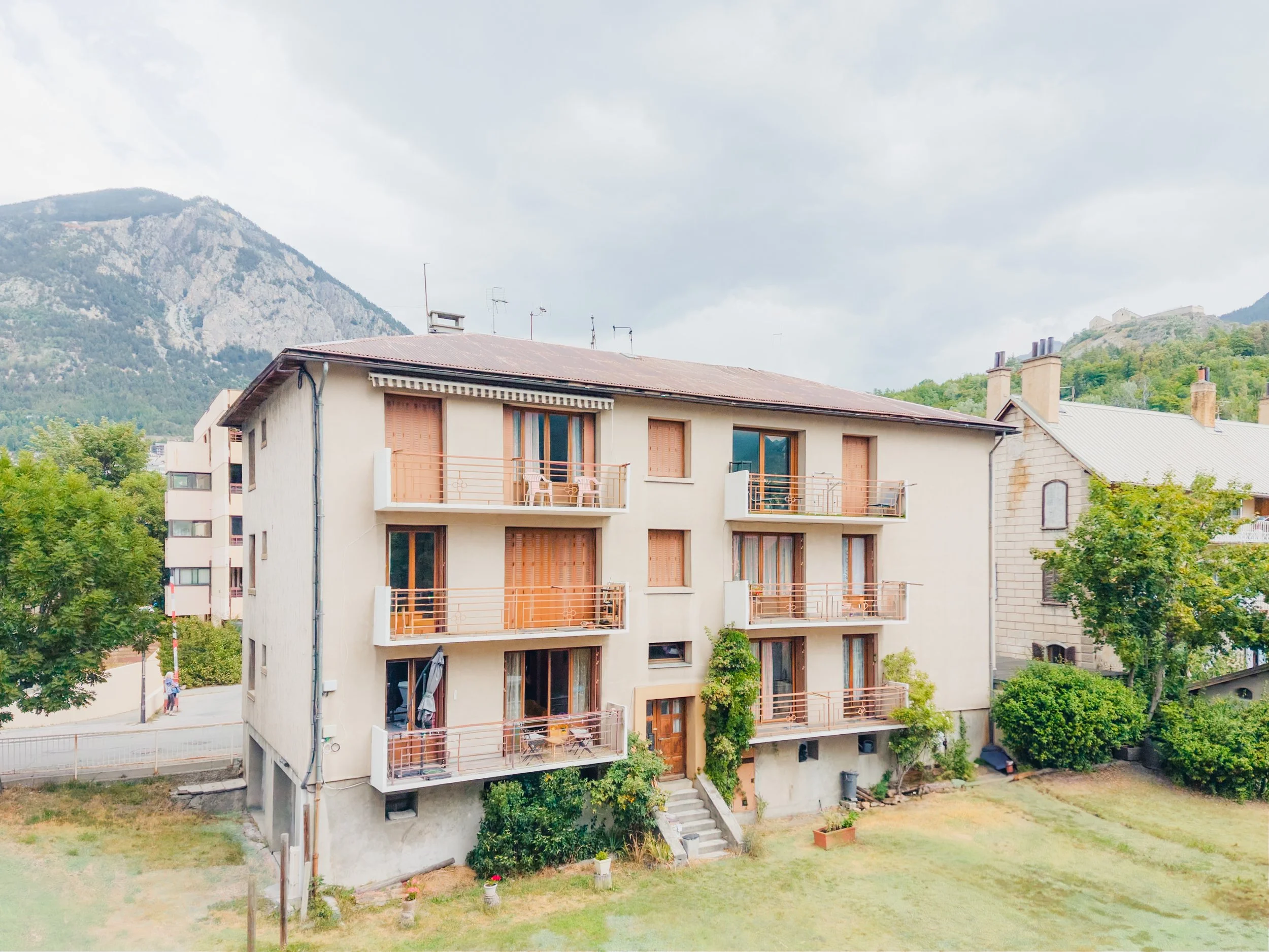goserrechevalier_apartment_myranda-31.jpg