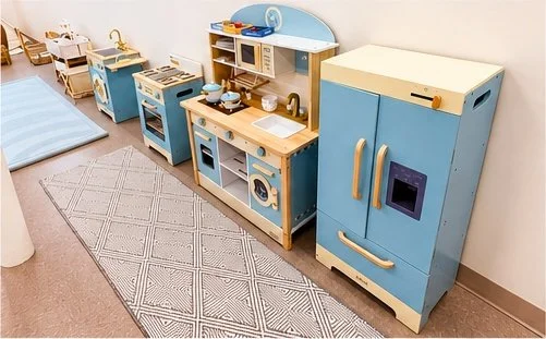 04_play_kitchen_blue.jpg