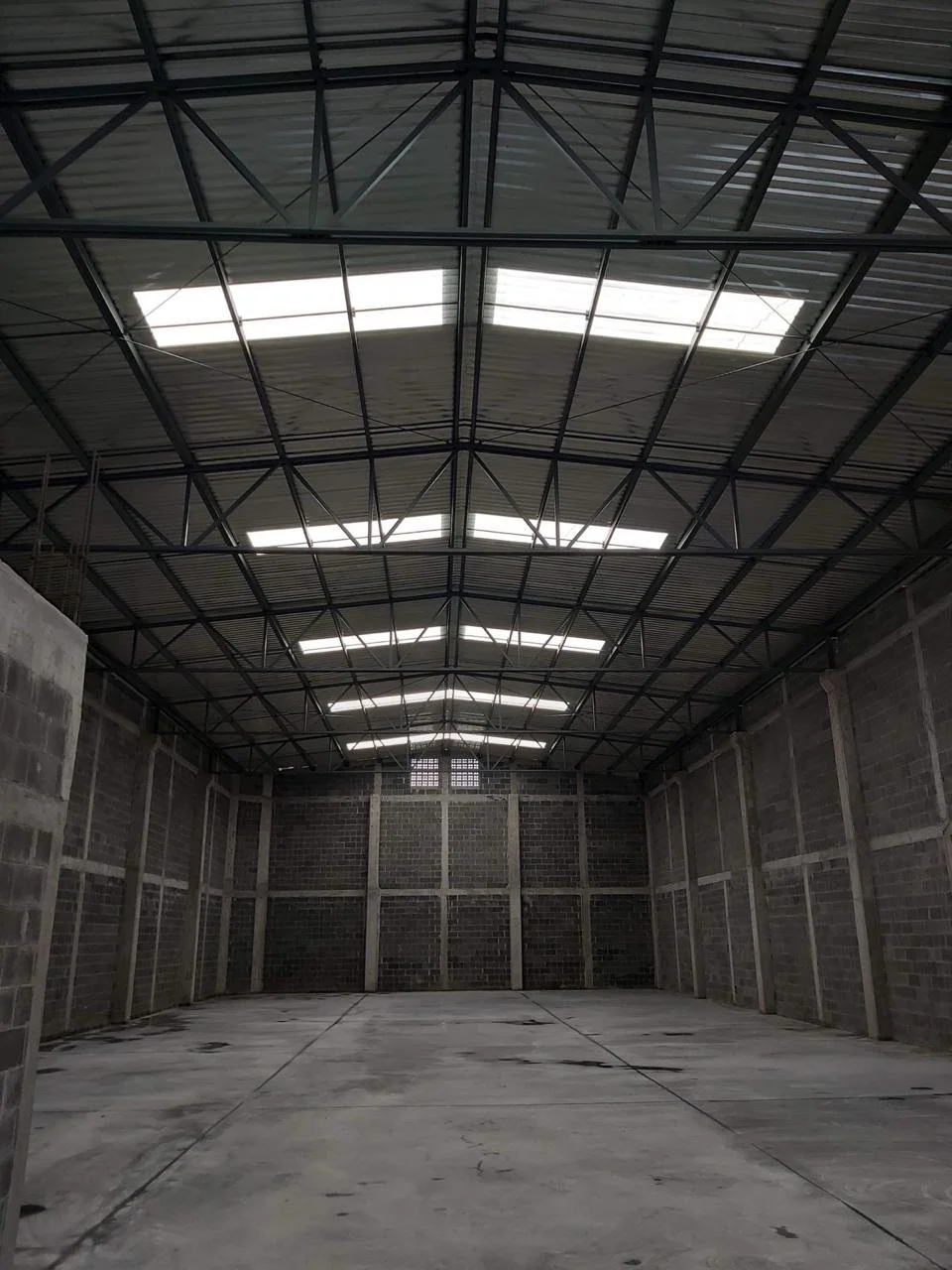 Naves Industriales Garza Nieto