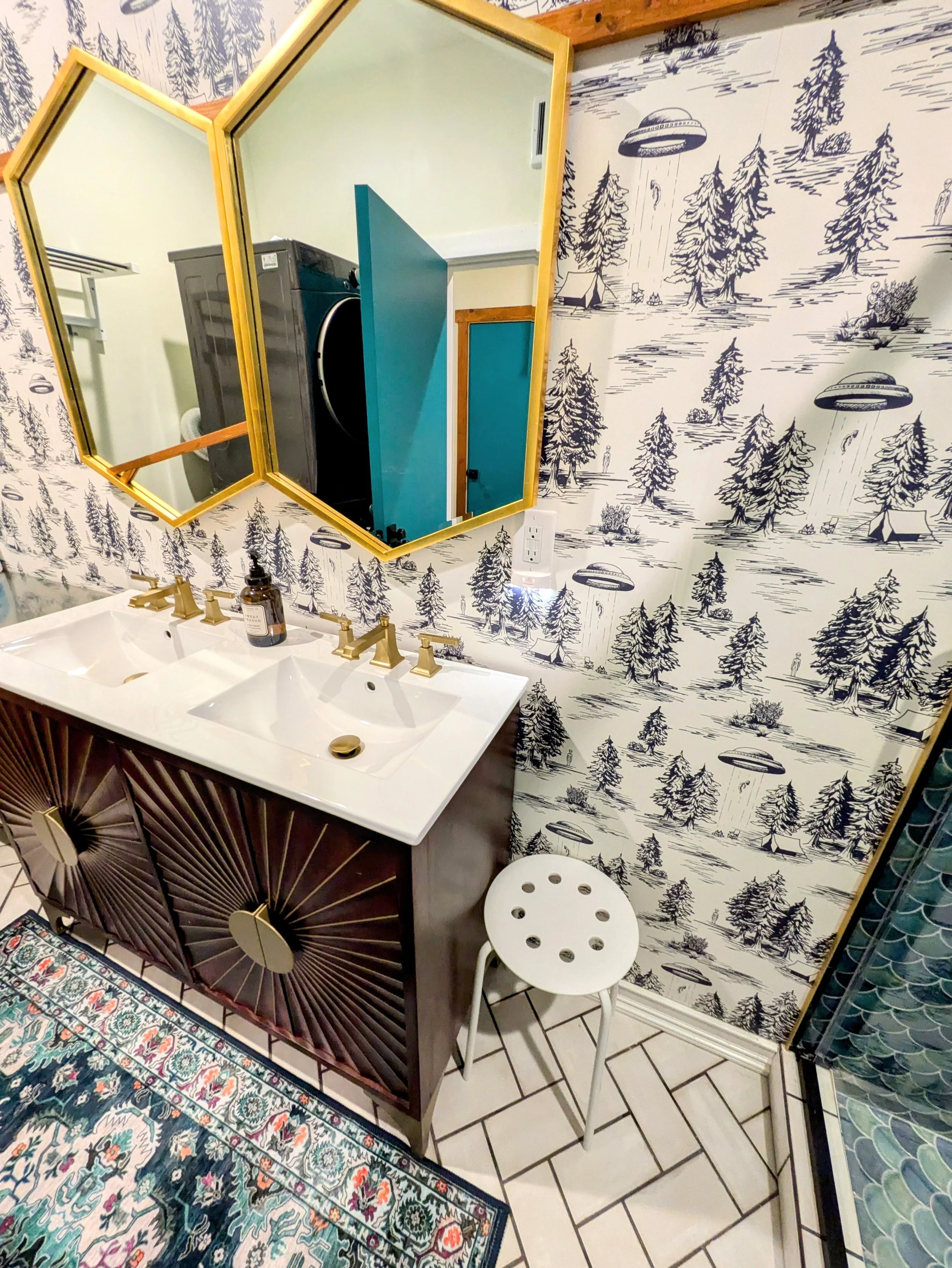 Interior Photos — YETI CHALET