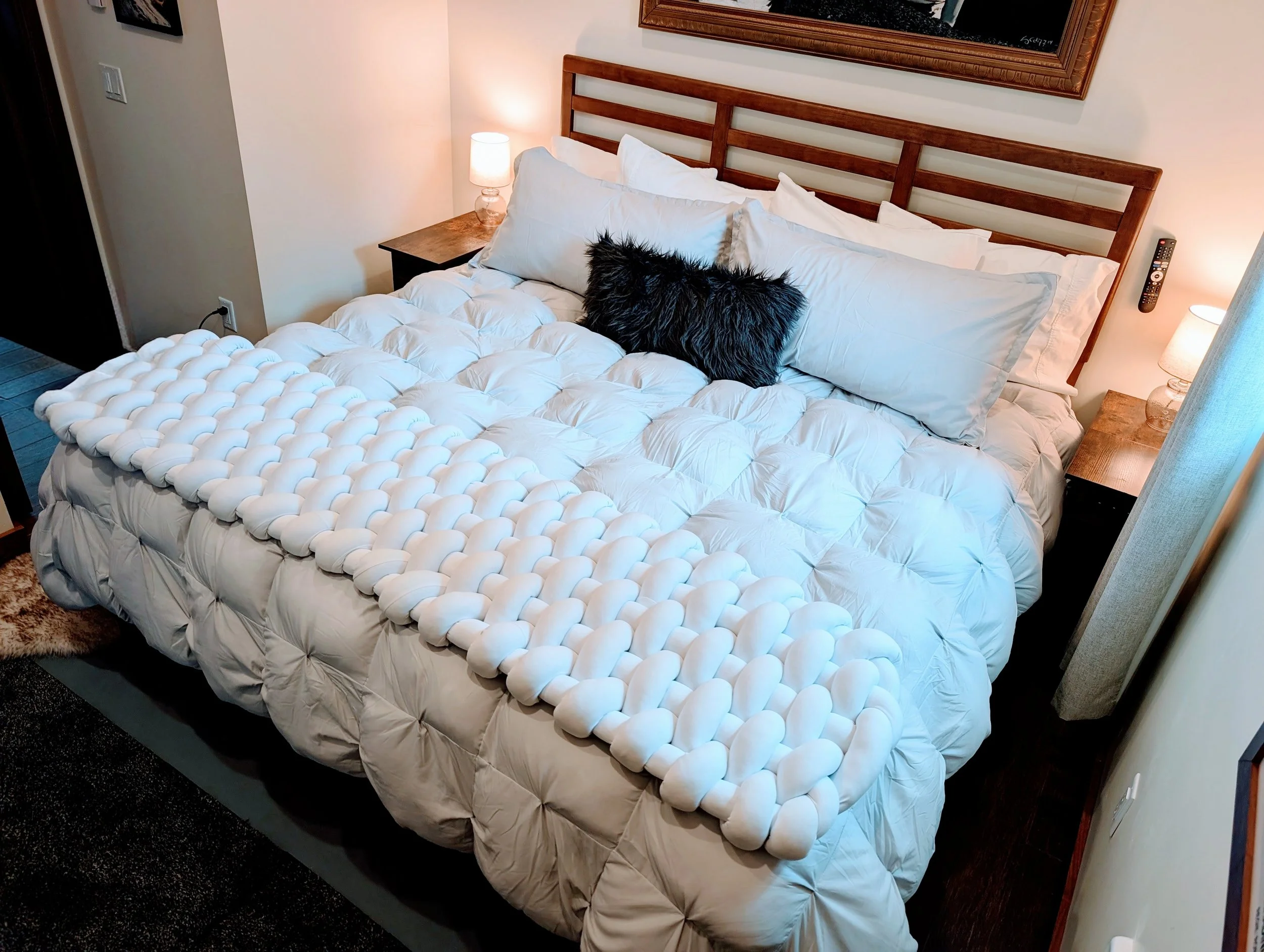 Level 2 Main King Bed