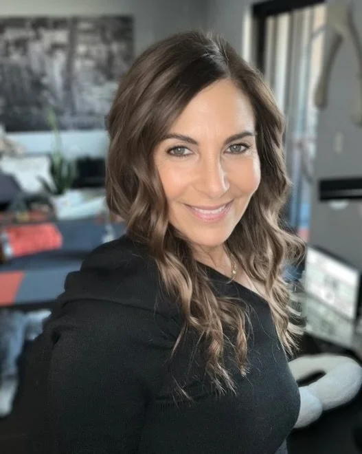 #53 How to Reclaim Your Life By Putting Yourself First with Leslie Fhima