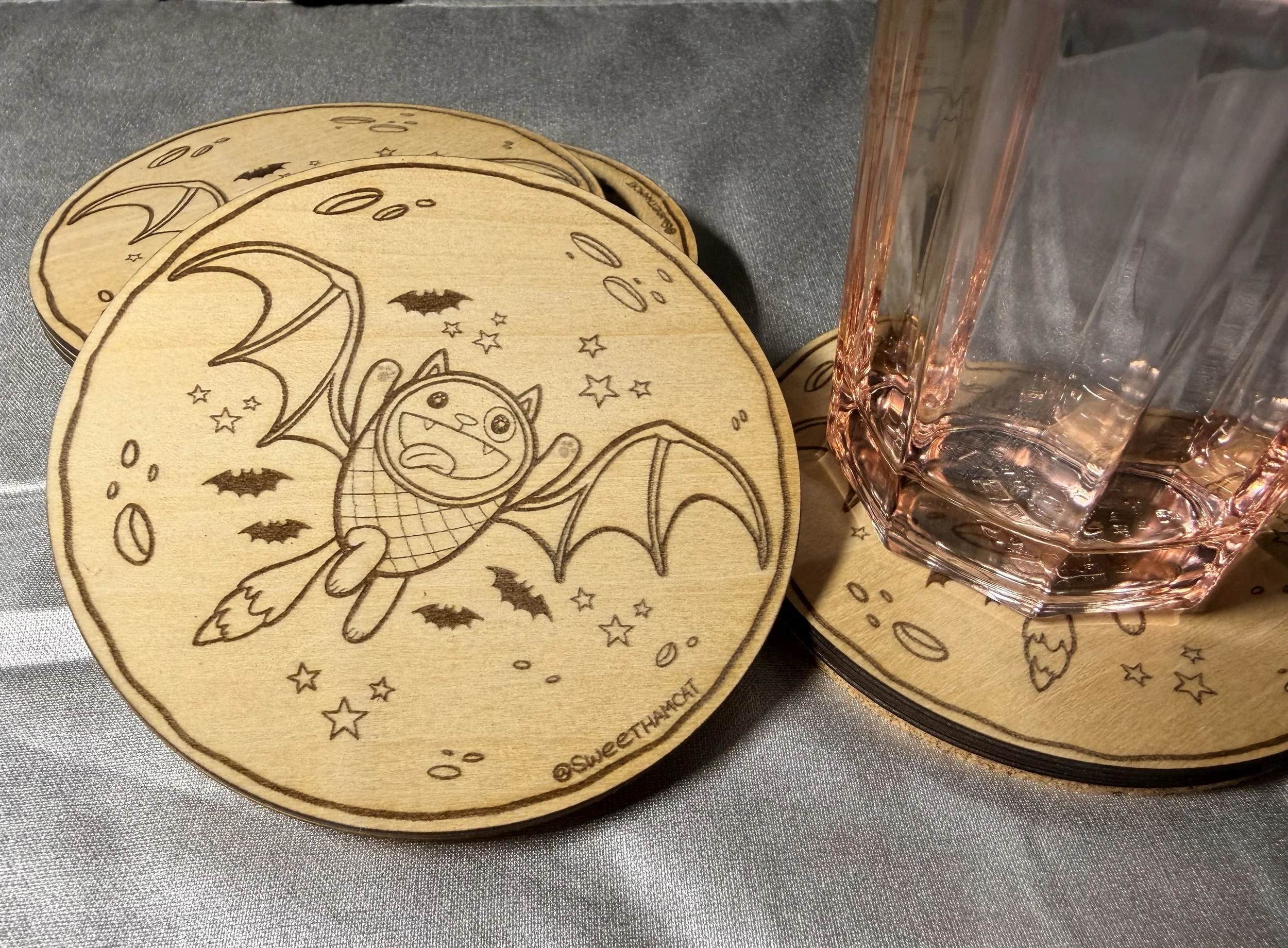 Wood Coaster- Hamcat Bat 01.jpg