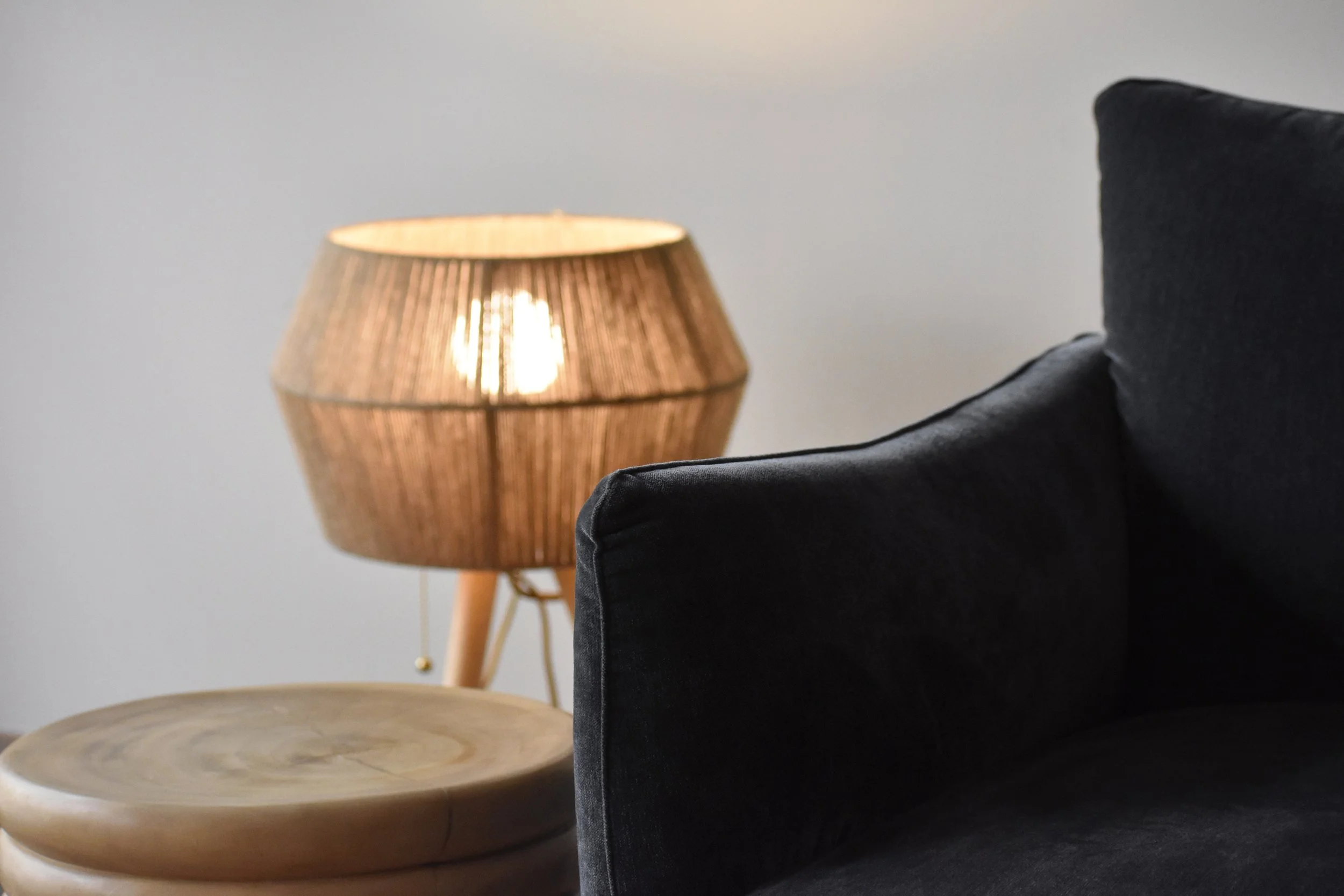 office_chairdetail.jpg