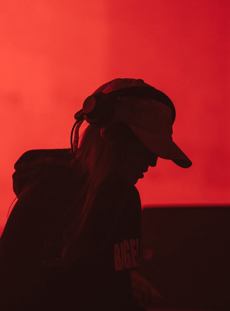 Chloe Robinson RA Artist Profile