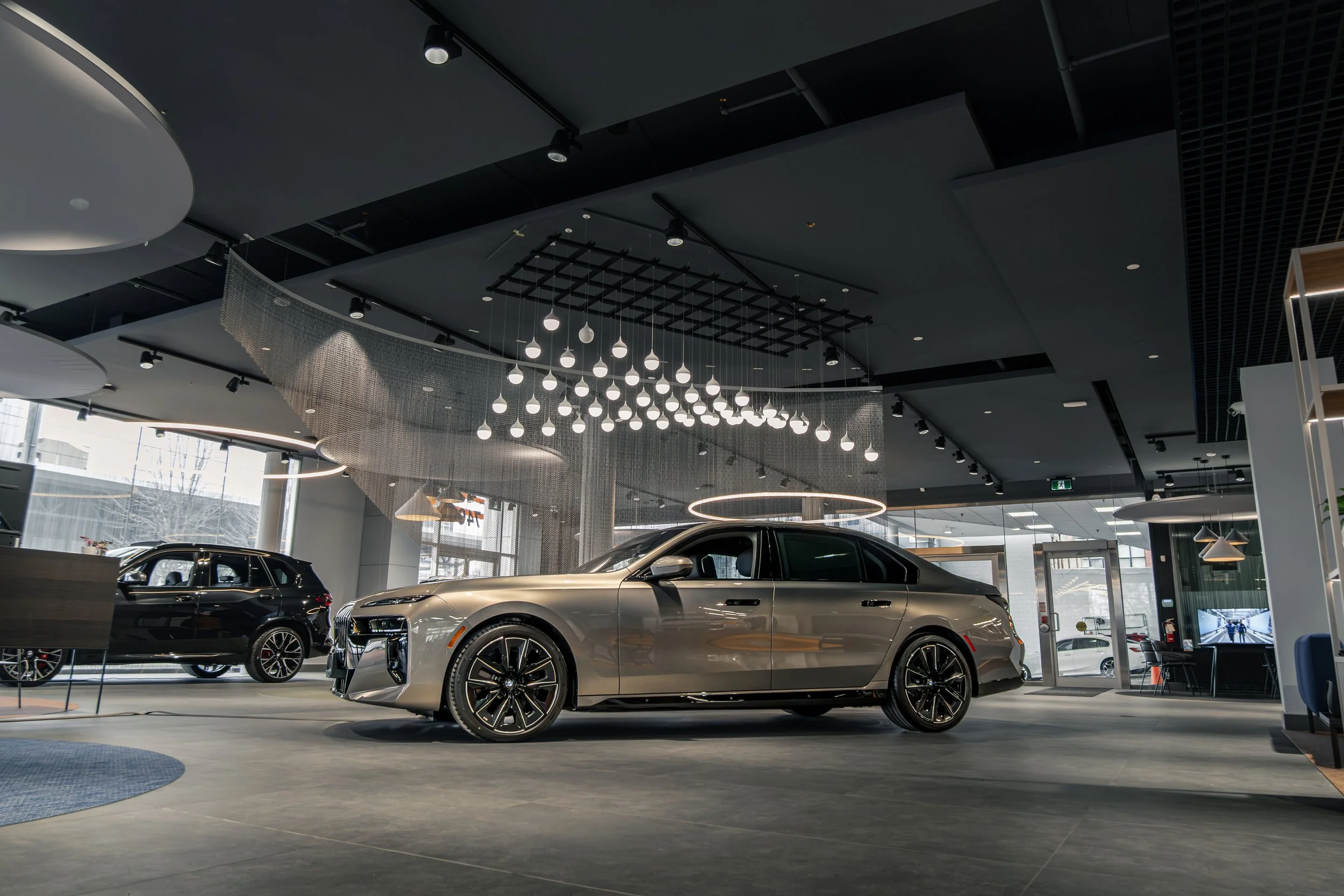 BMW_Showroom_Landscape.jpg