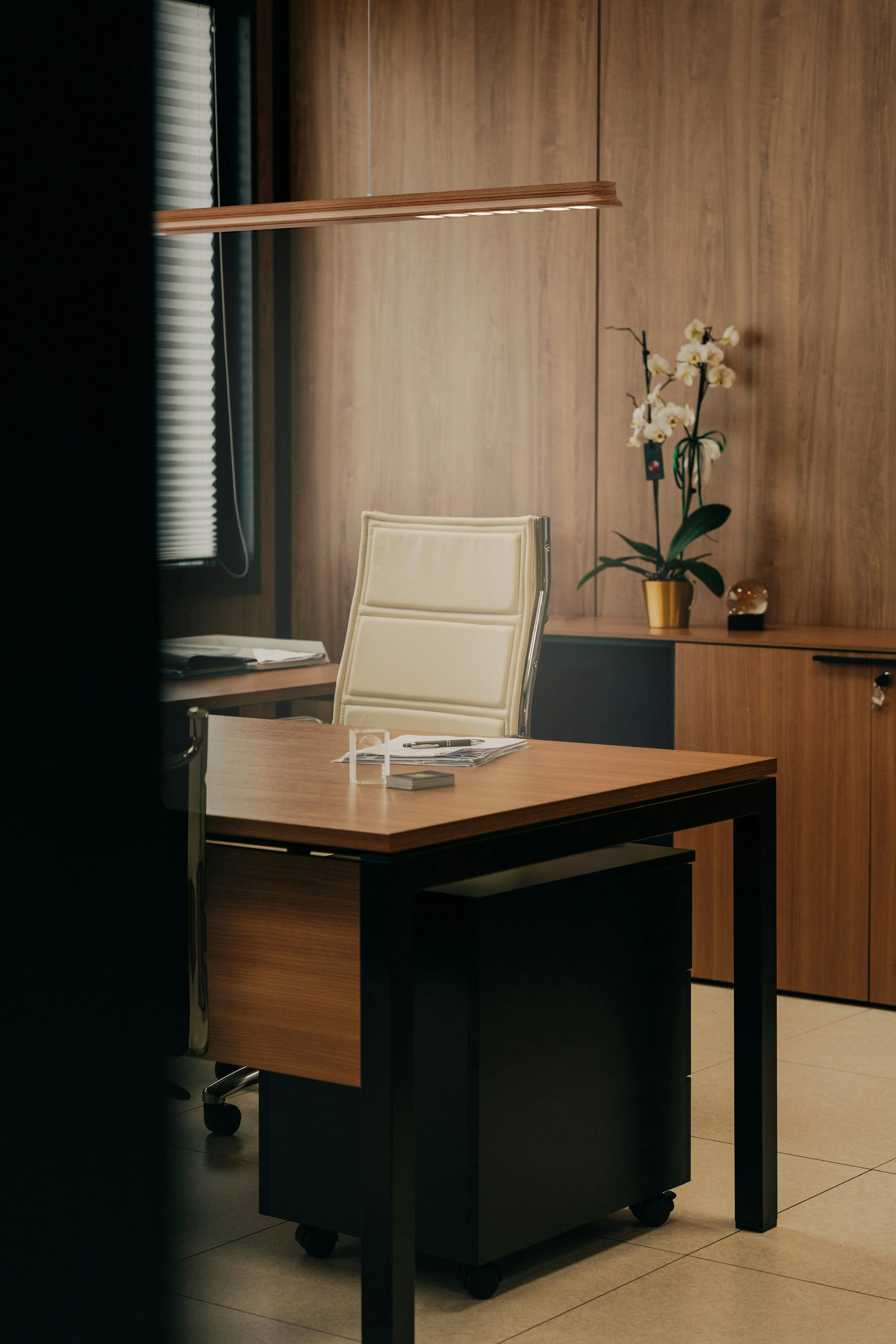 LW-EB-FO-01-TR_Office.jpg